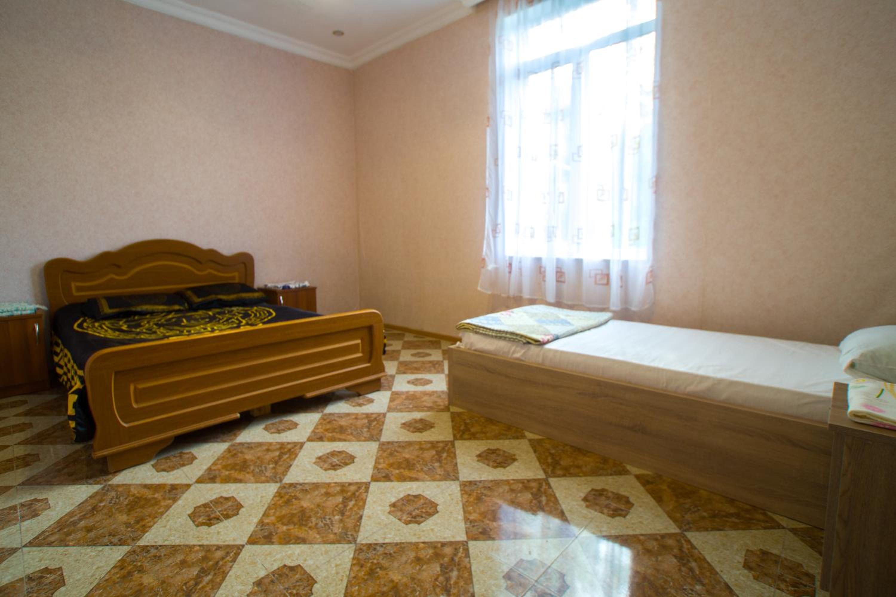 Standard Triple Room - Photo 1