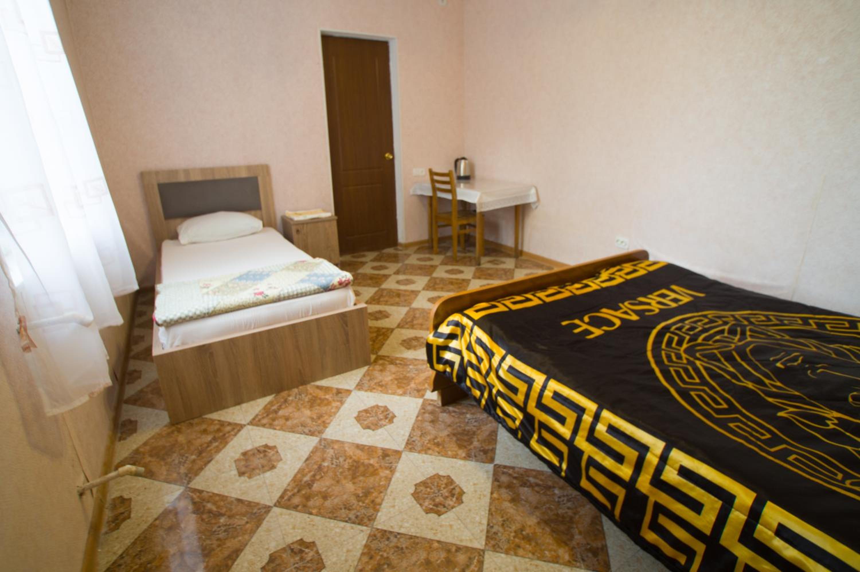 Standard Triple Room - Photo 6