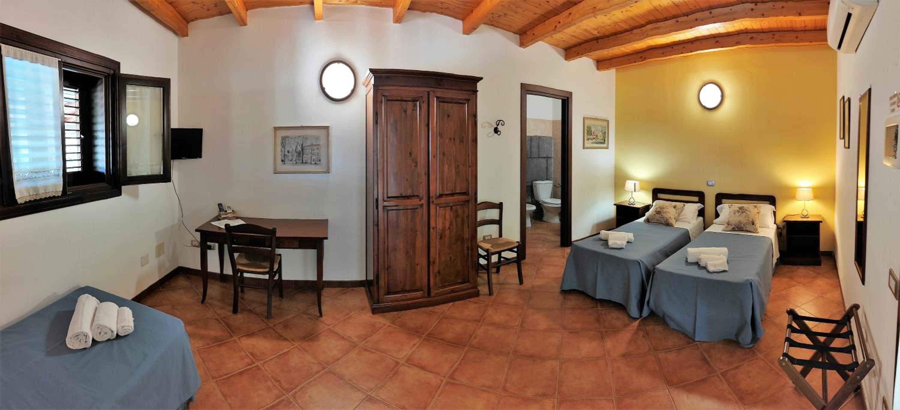 Triple Room photo 3