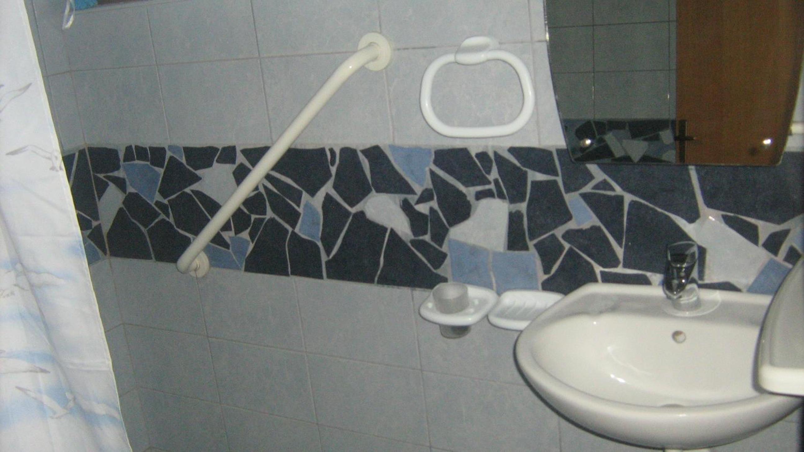 Triple Room - Disability Access photo 3