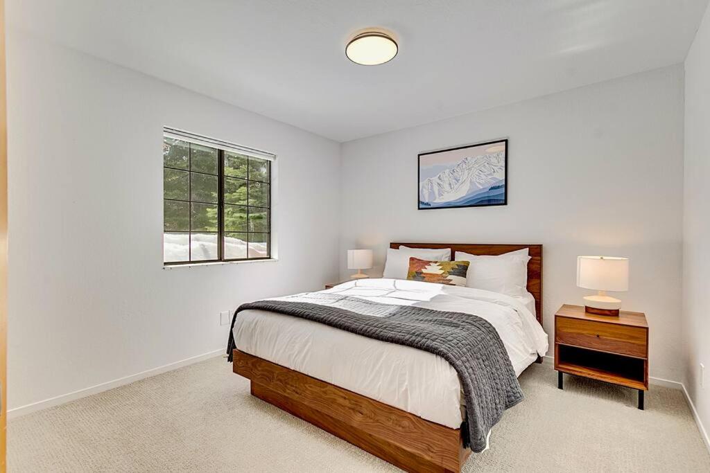 Three-Bedroom Chalet photo 3