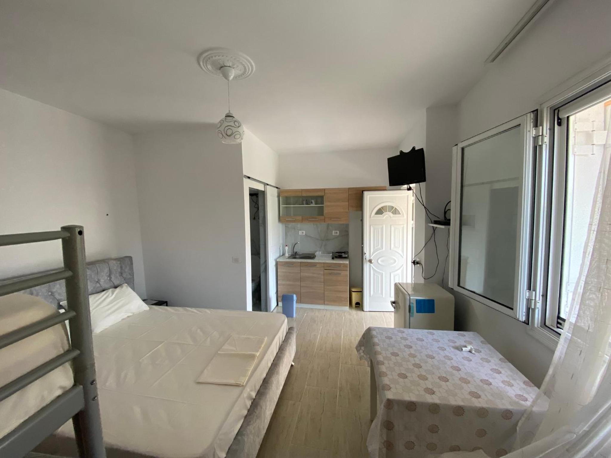 Studio Apartment photo 2