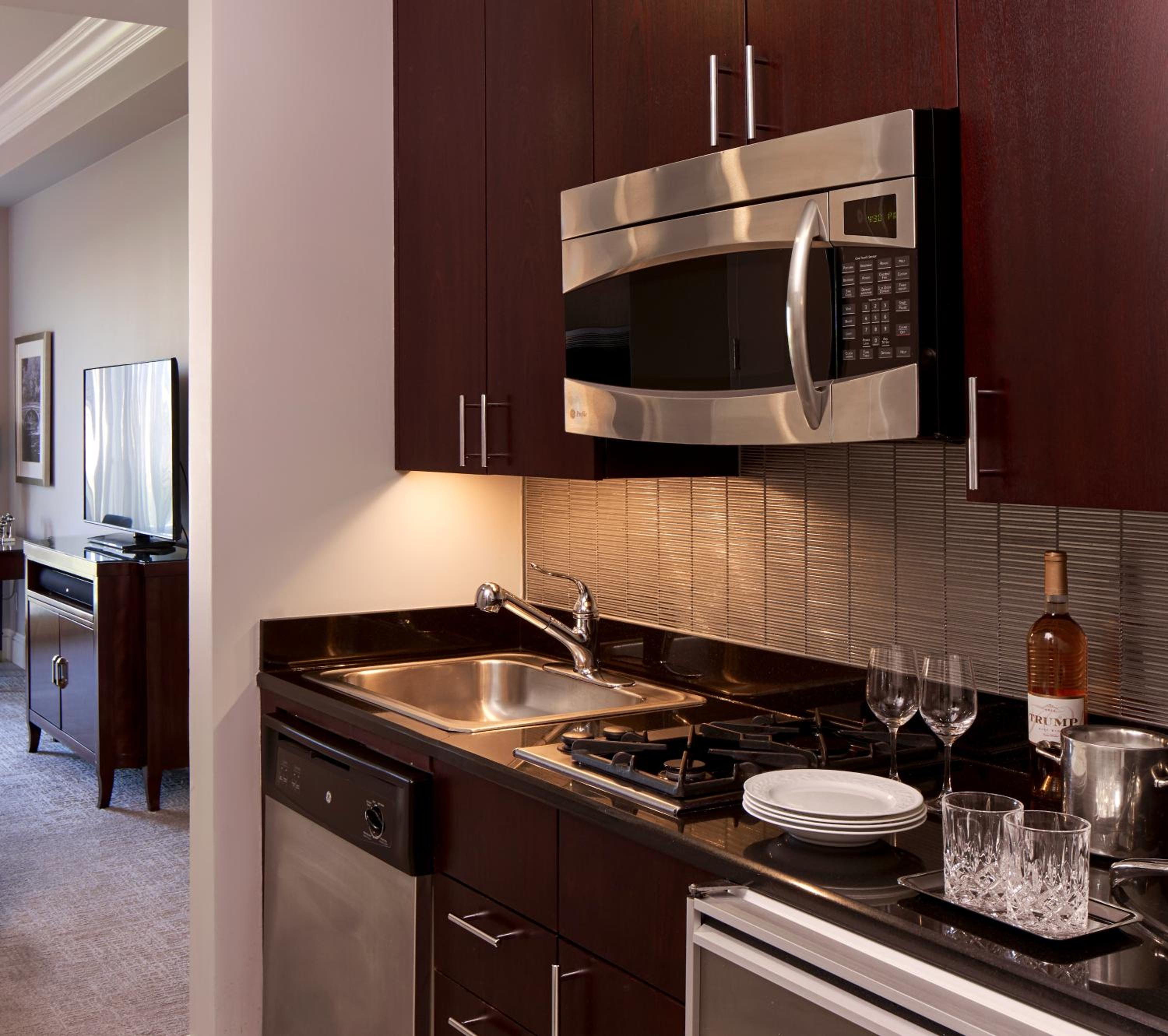 Junior Suite thumbnail 6