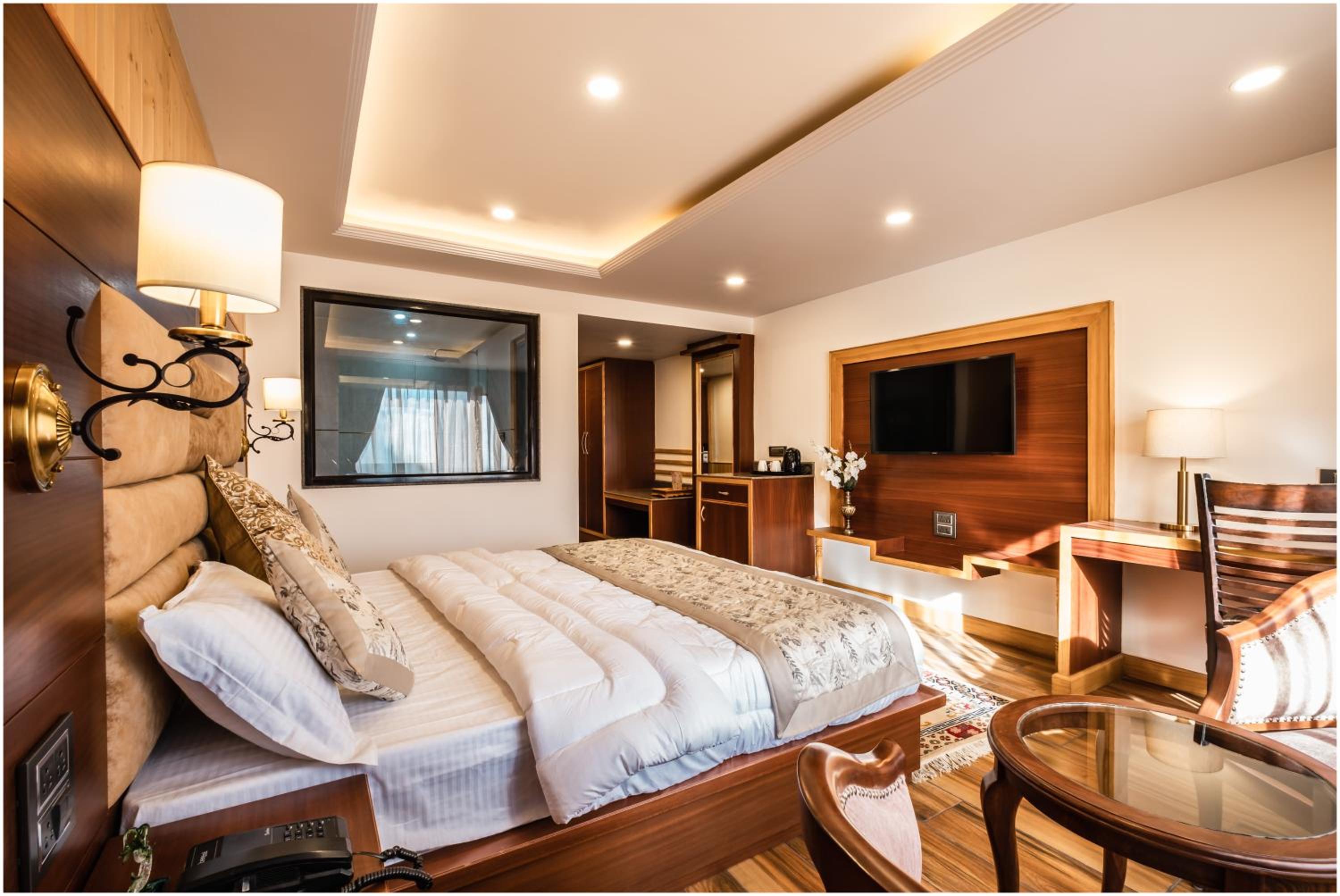 Superior Double Room - Photo 10