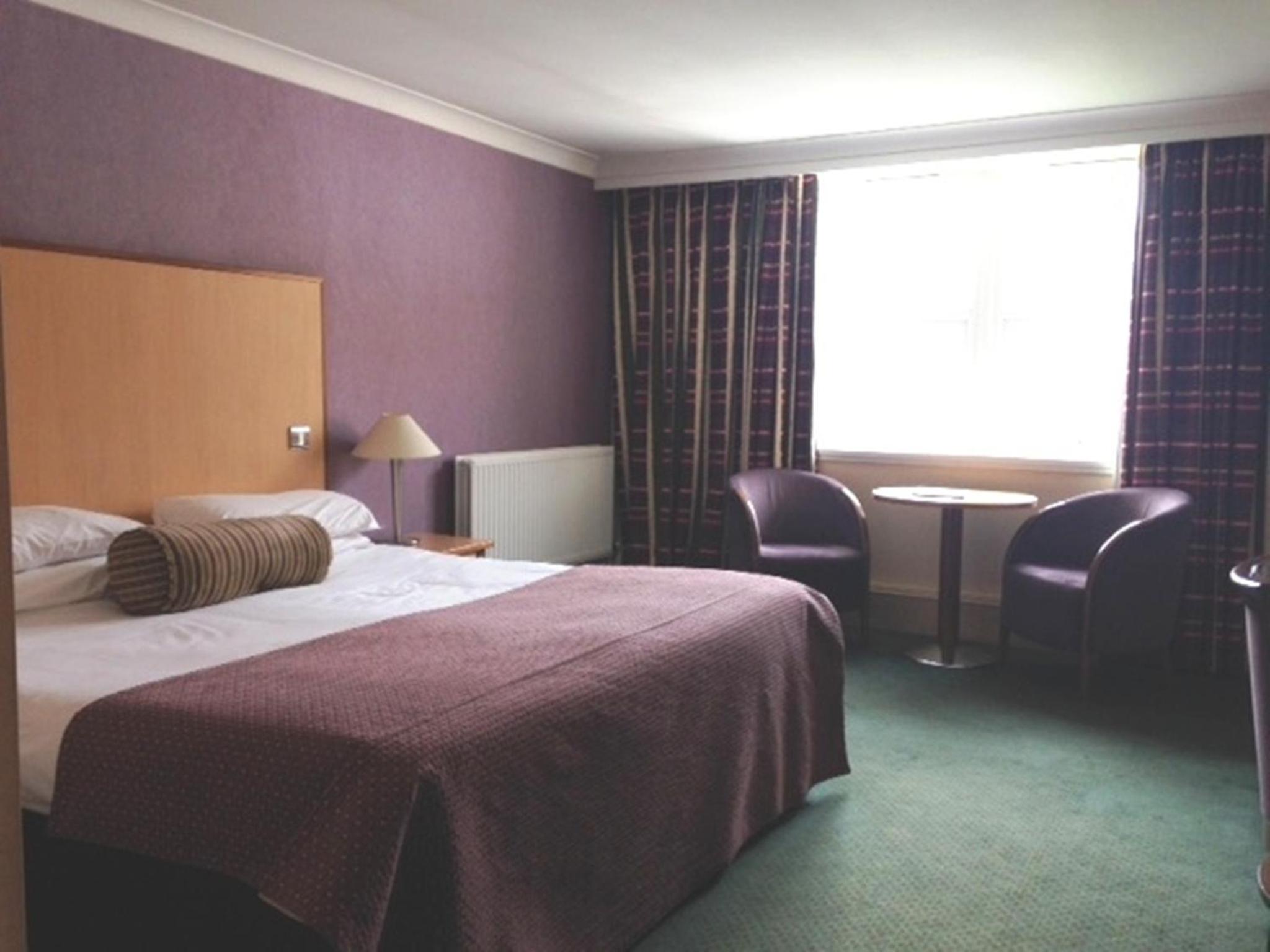 Standard Twin Room - Non-Smoking photo 2