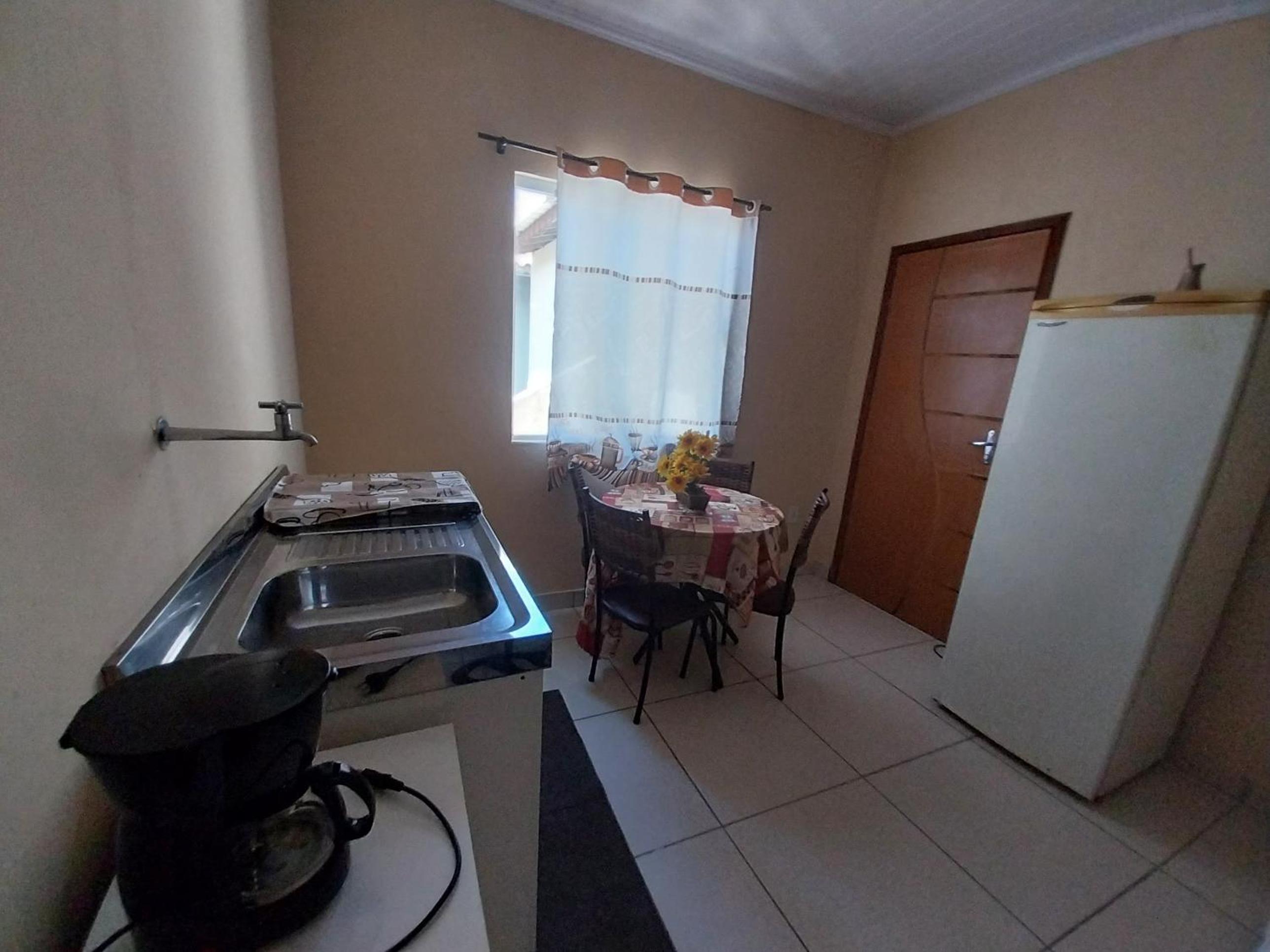Apartment photo 2
