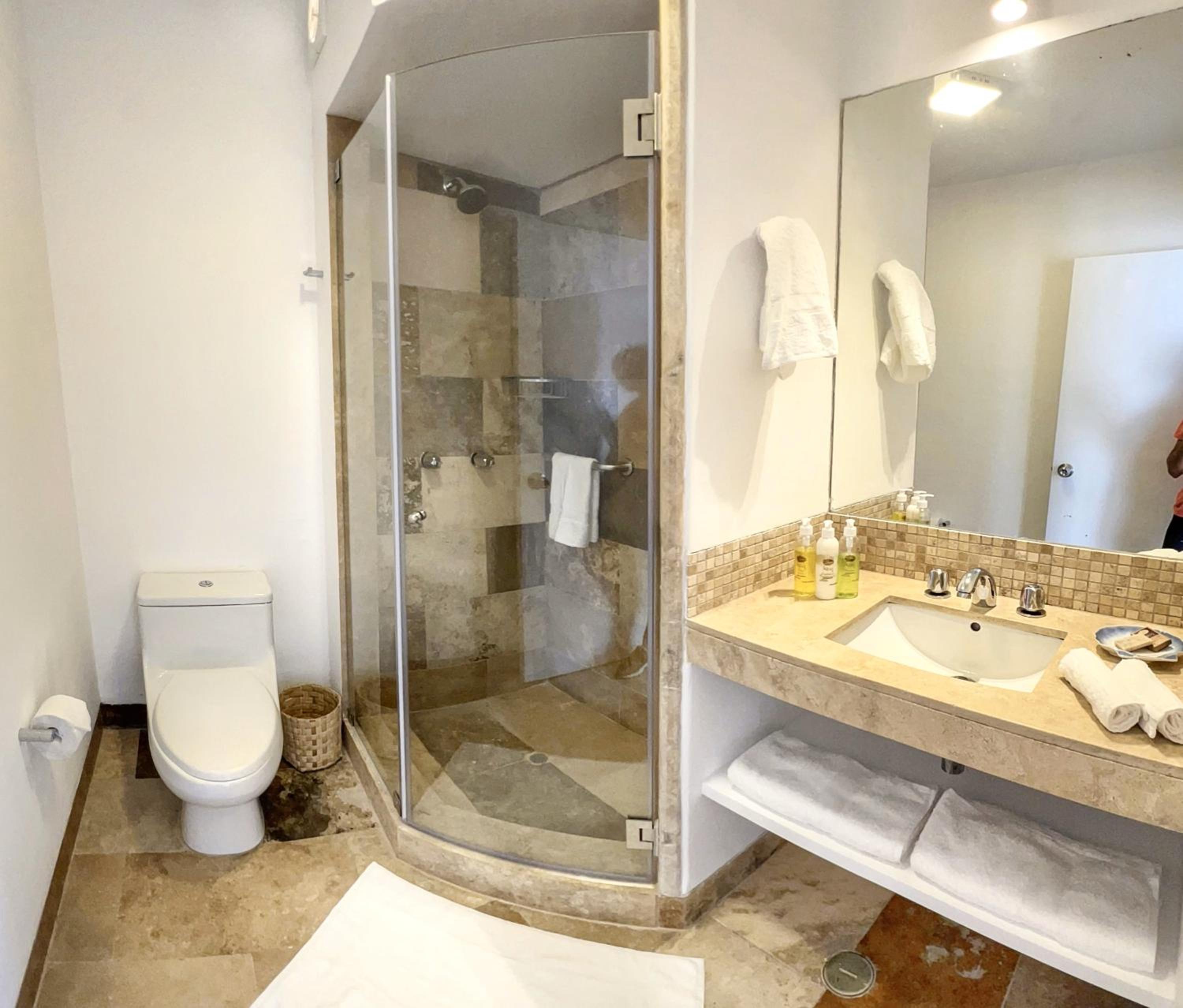 Deluxe Double Room with Sea View - Photo 2