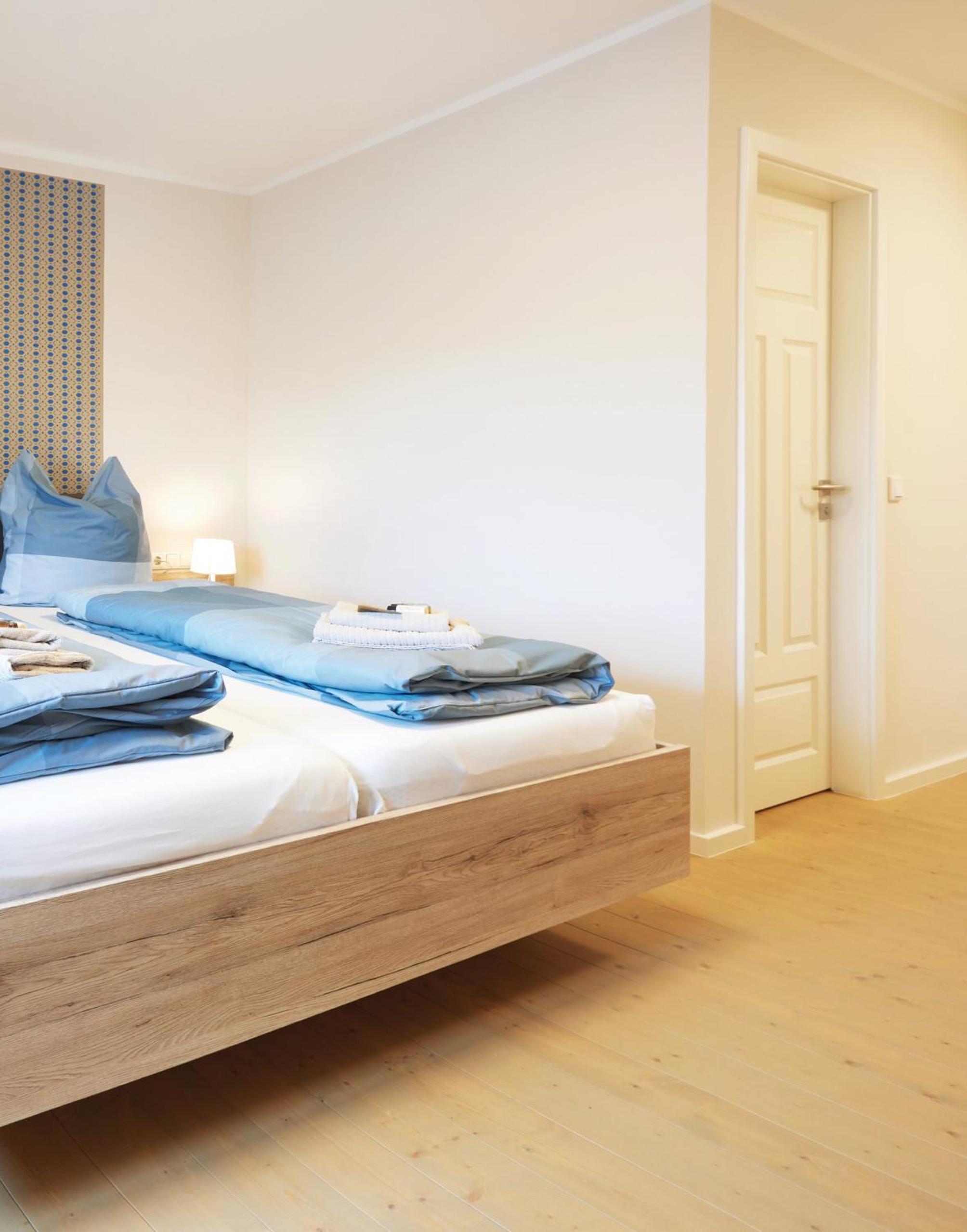 Double Room with Extra Bed photo 2