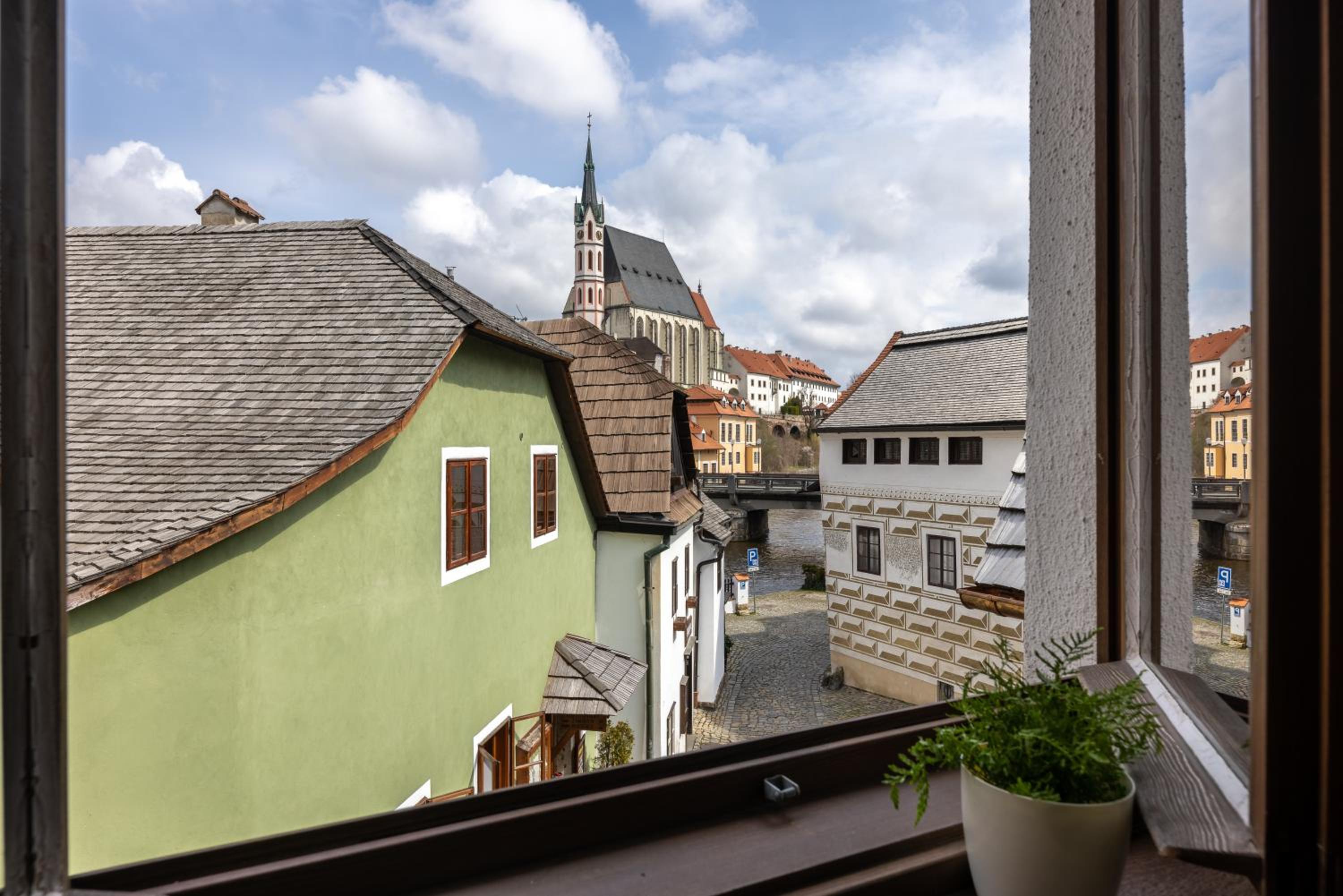 Deluxe Double Room with Bath