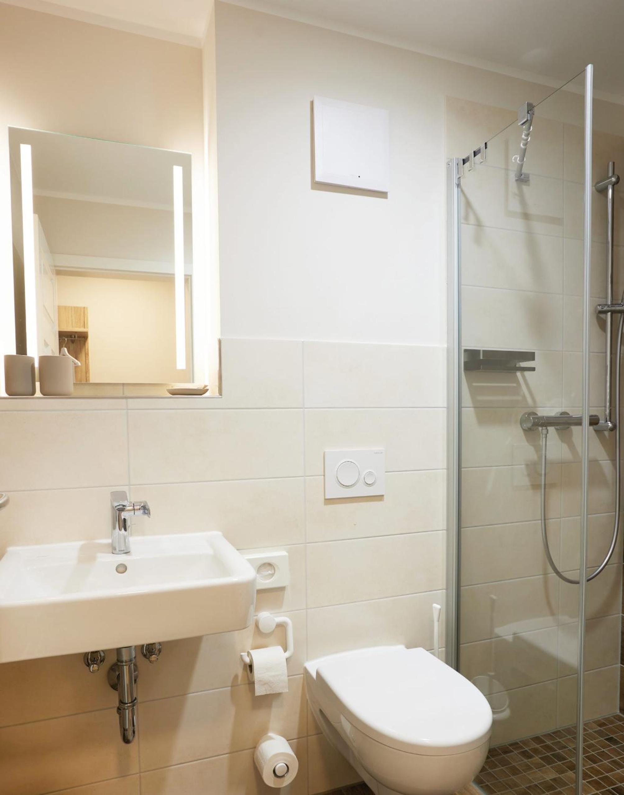 Small Double Room photo 2