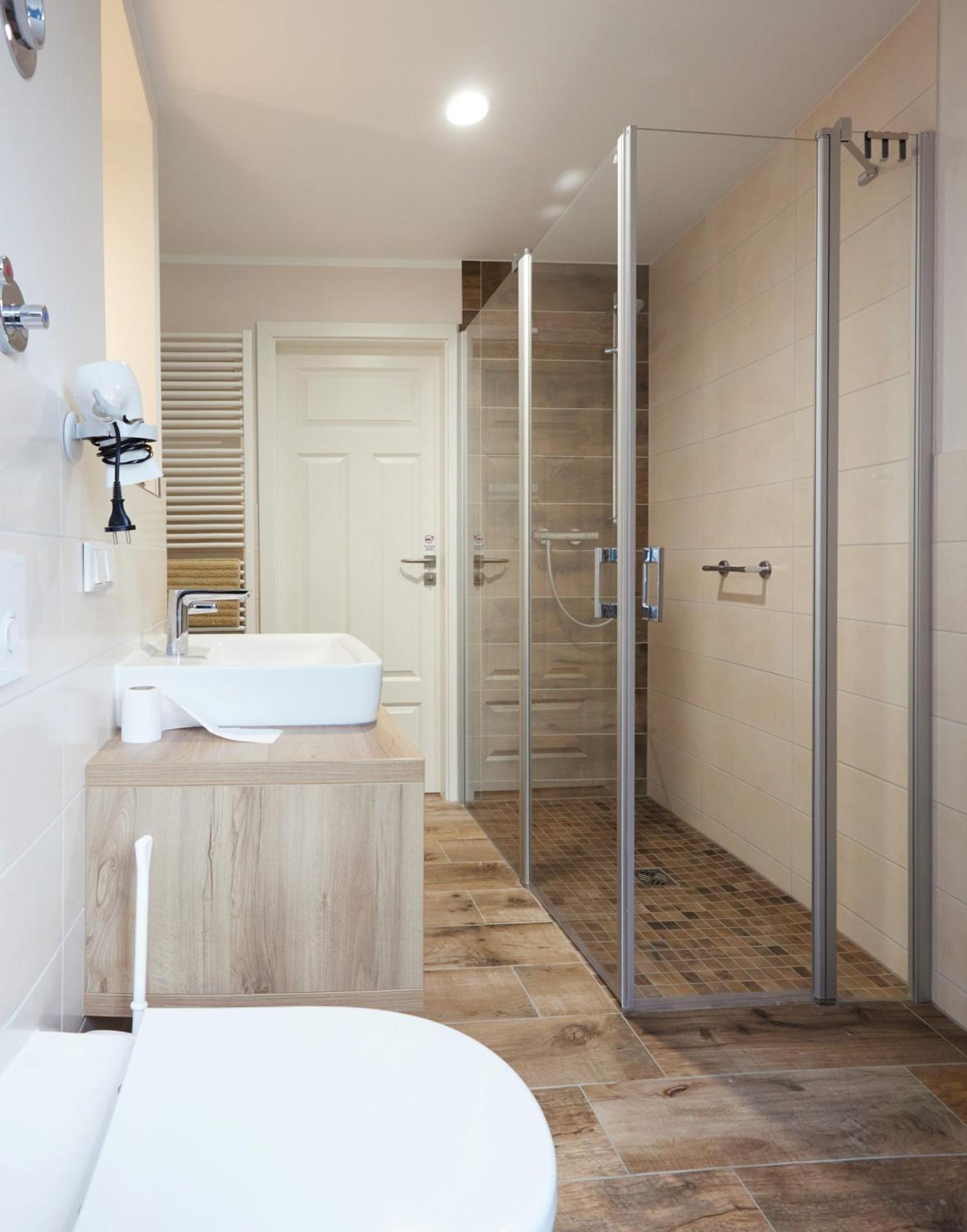 Single Room with Private External Bathroom photo 3