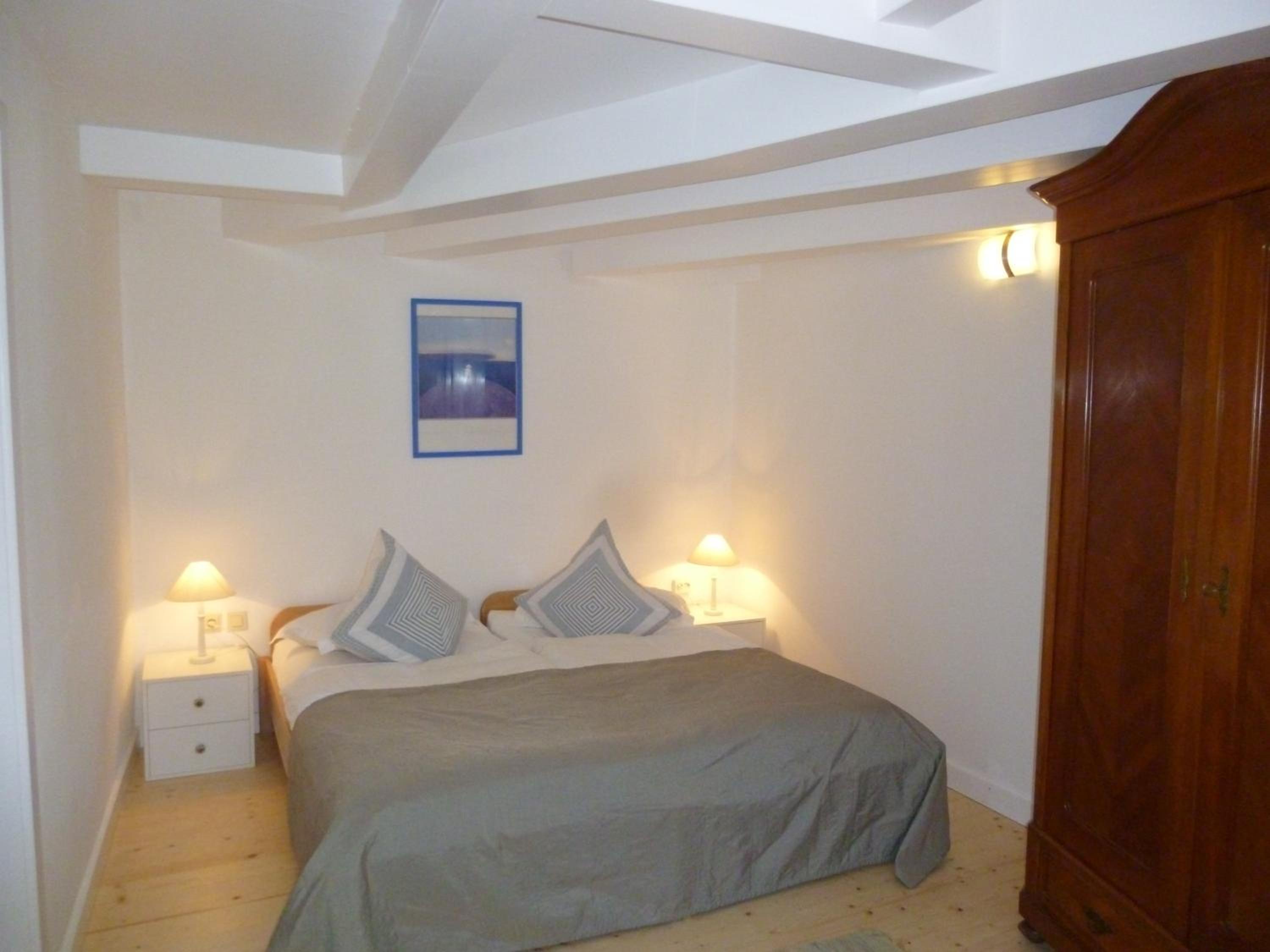 Studio Apartment photo 1