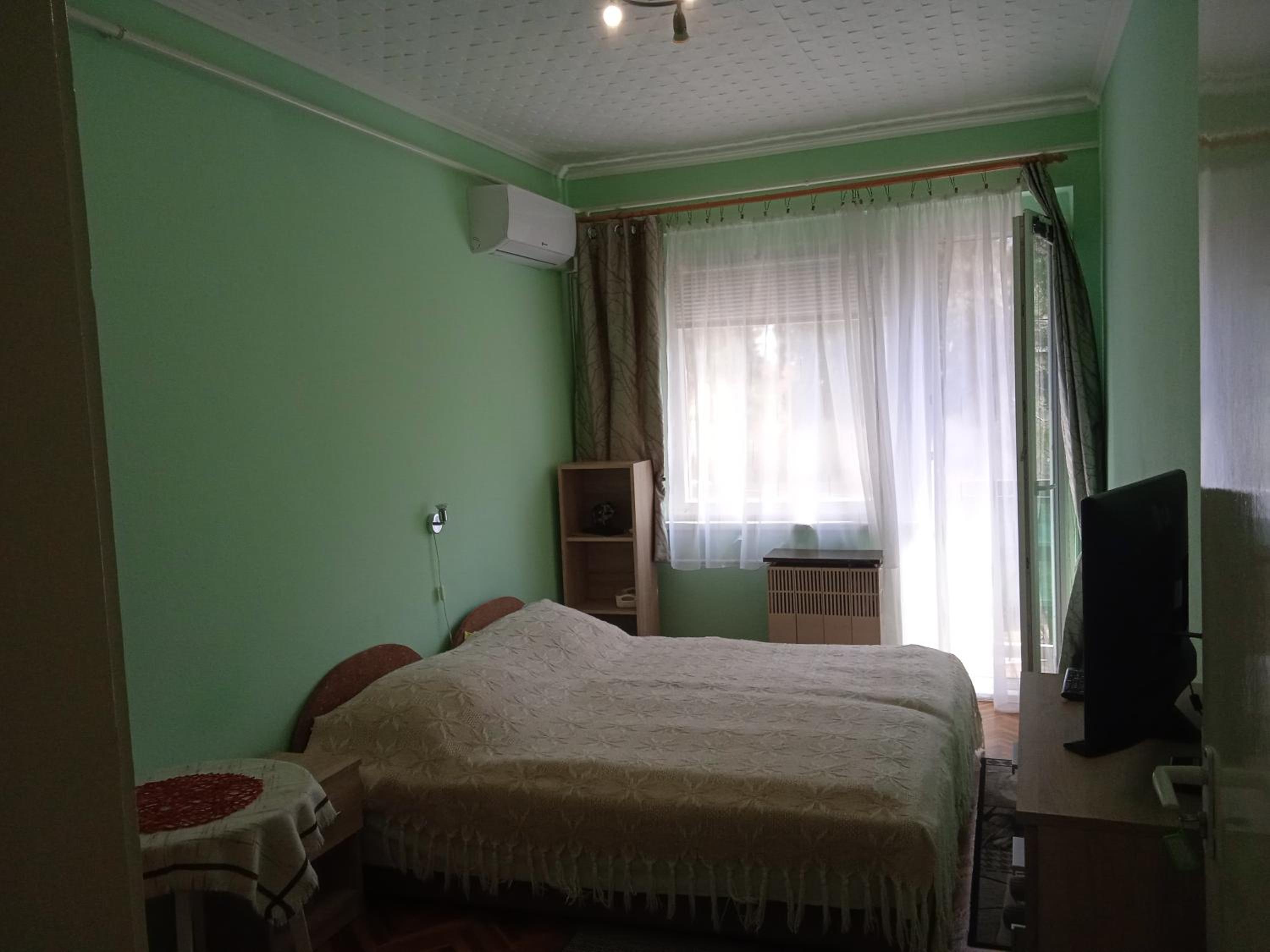 Double Room with Shower - Photo 1