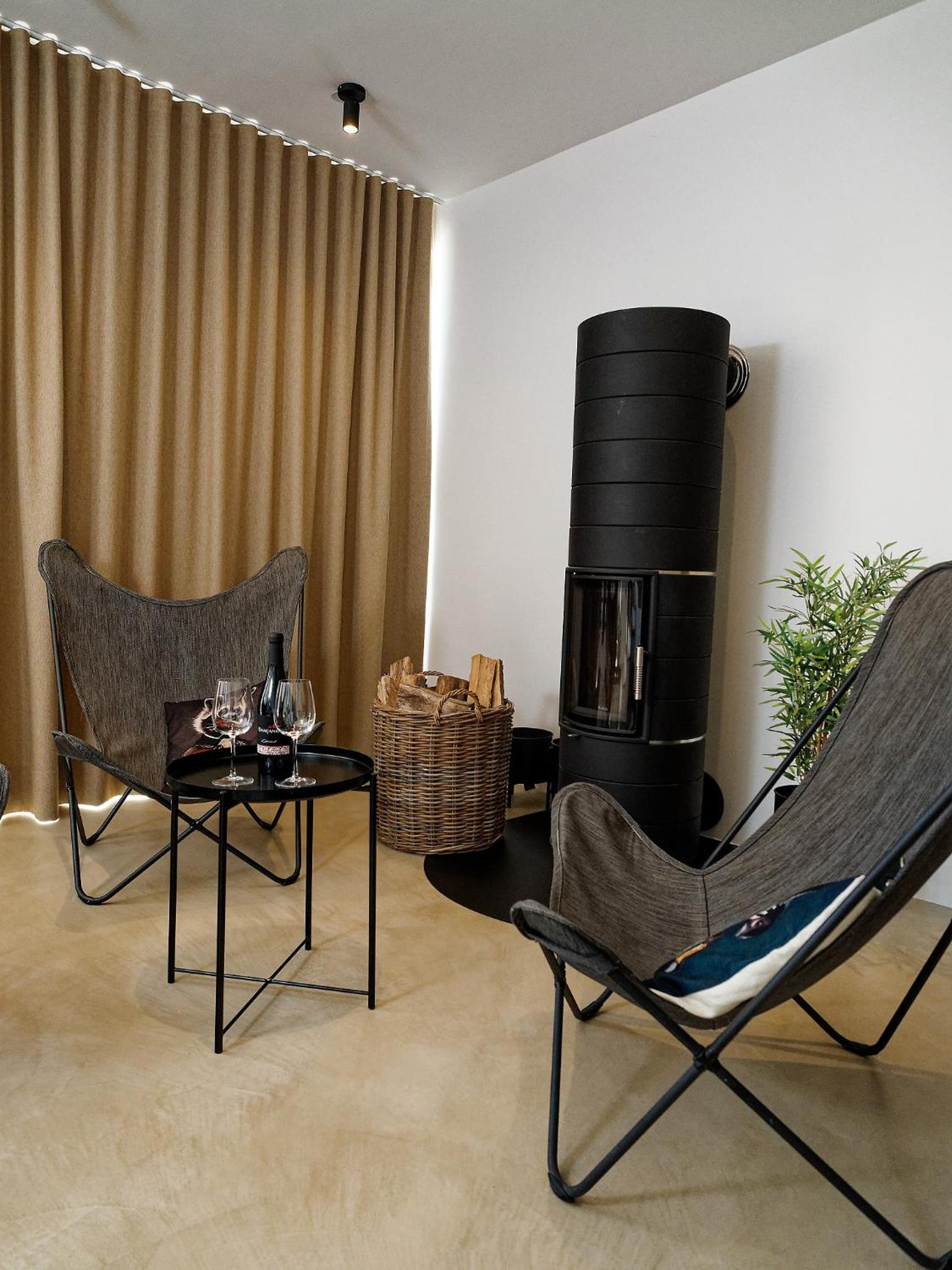 Three-Bedroom Villa photo 1