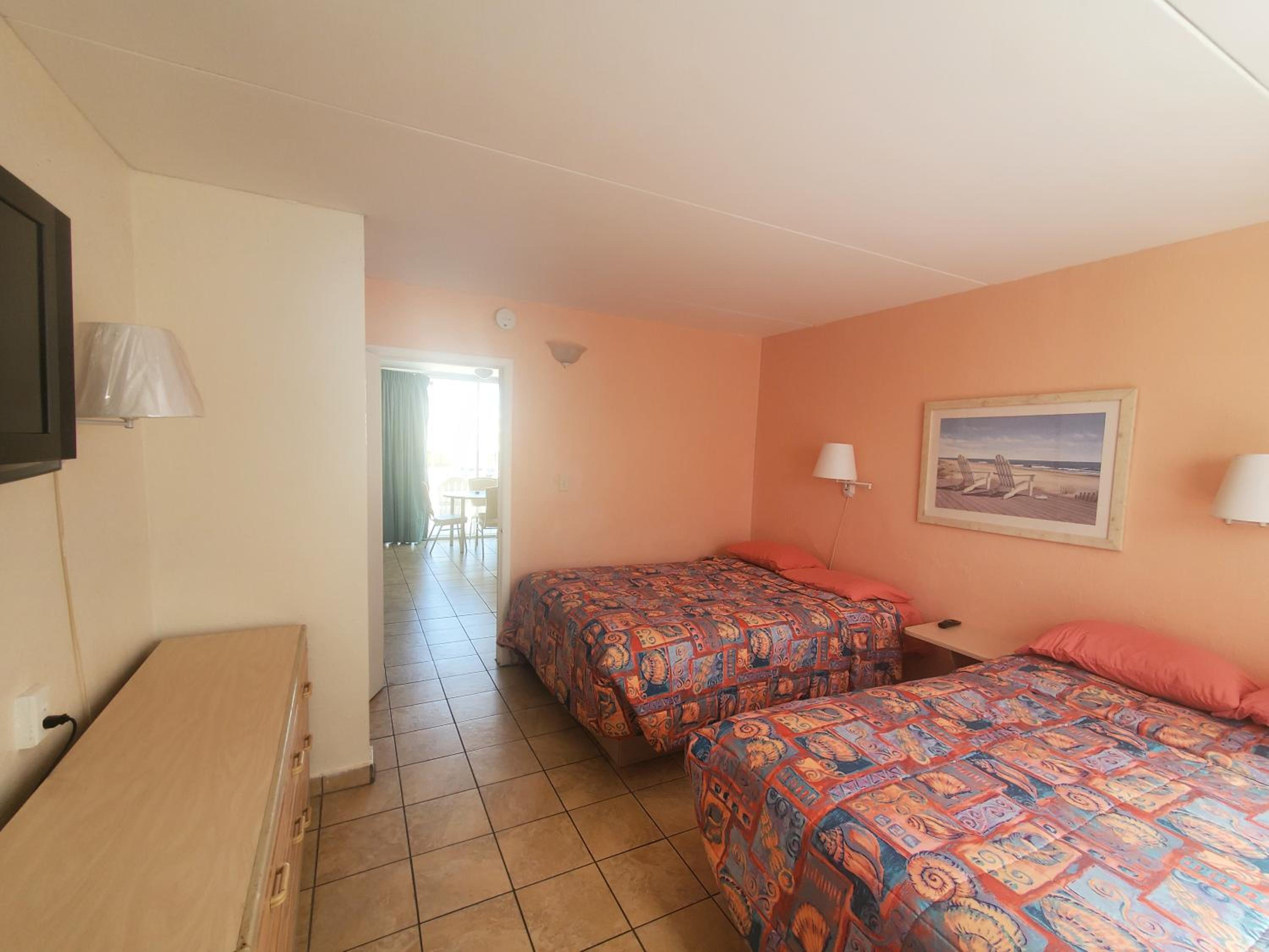 Deluxe Family Suite photo 1