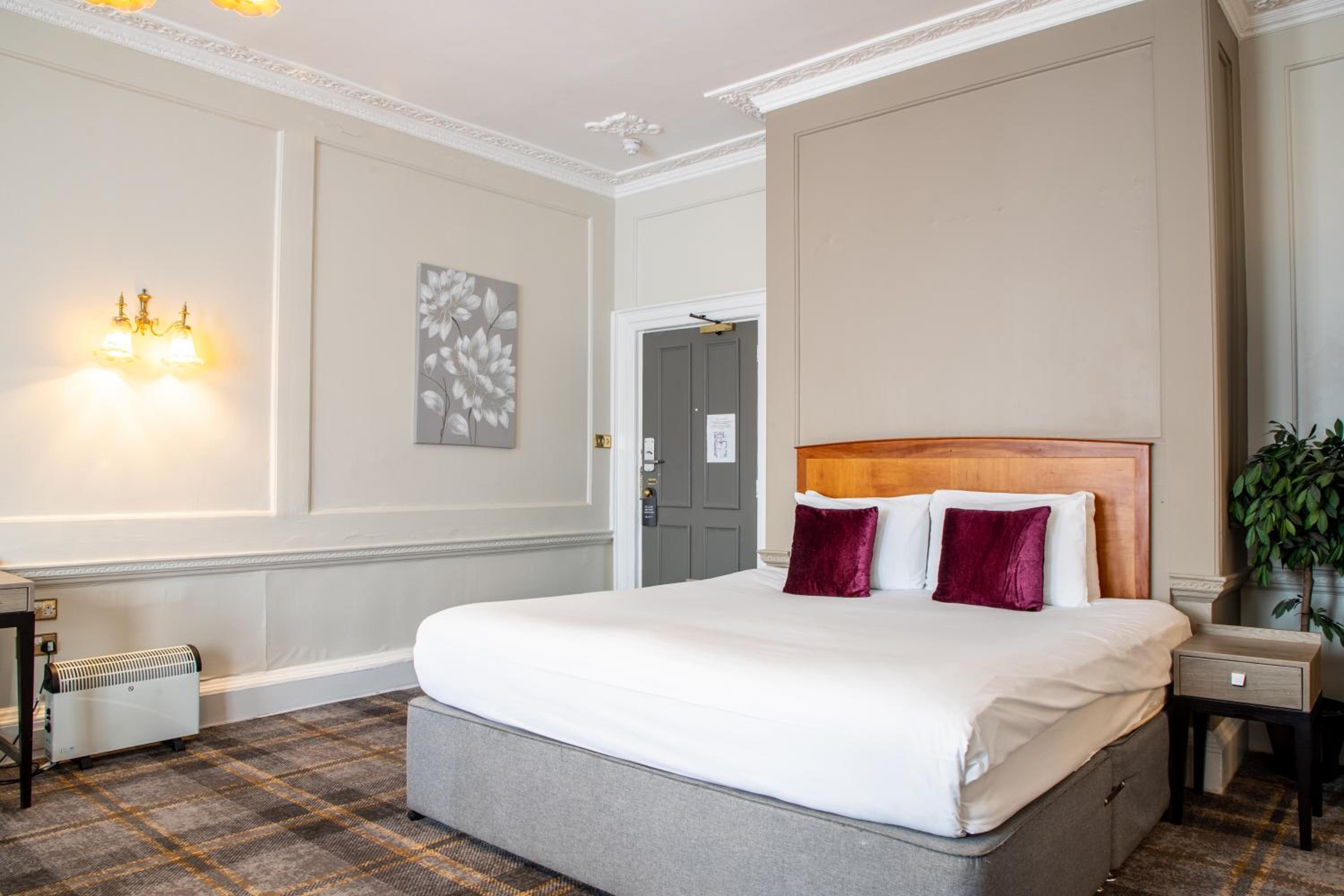 Executive Room - Photo 2