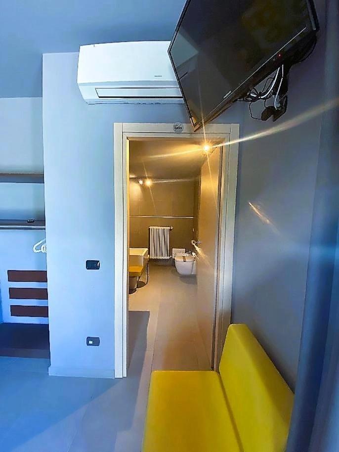 Deluxe Double or Twin Room with Lake View photo 2