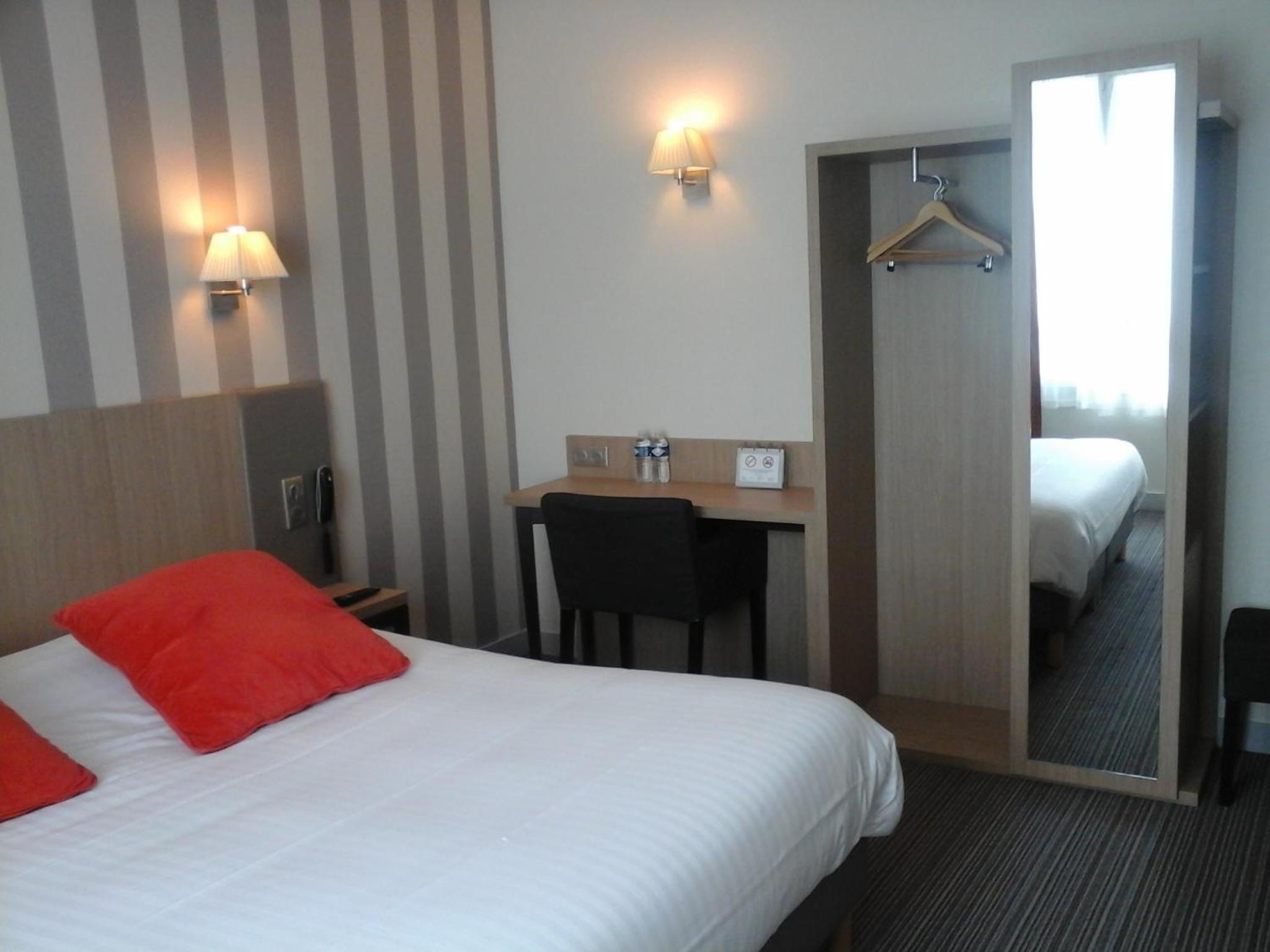Triple Room - Photo 9
