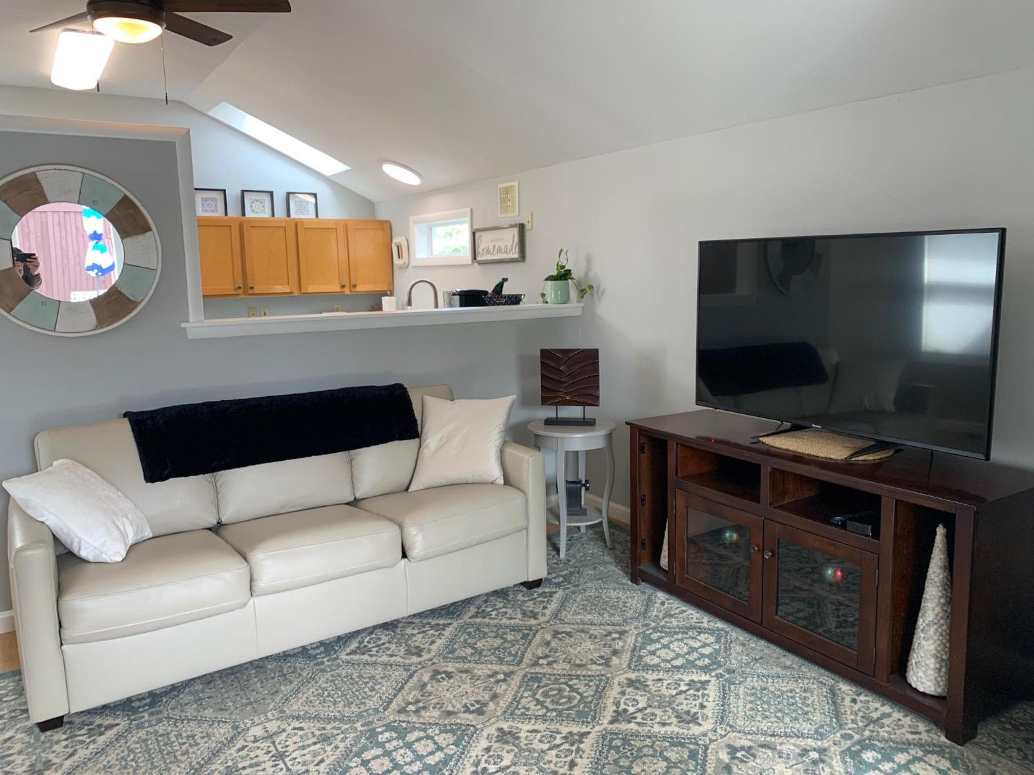 Two-Bedroom Cottage photo 3
