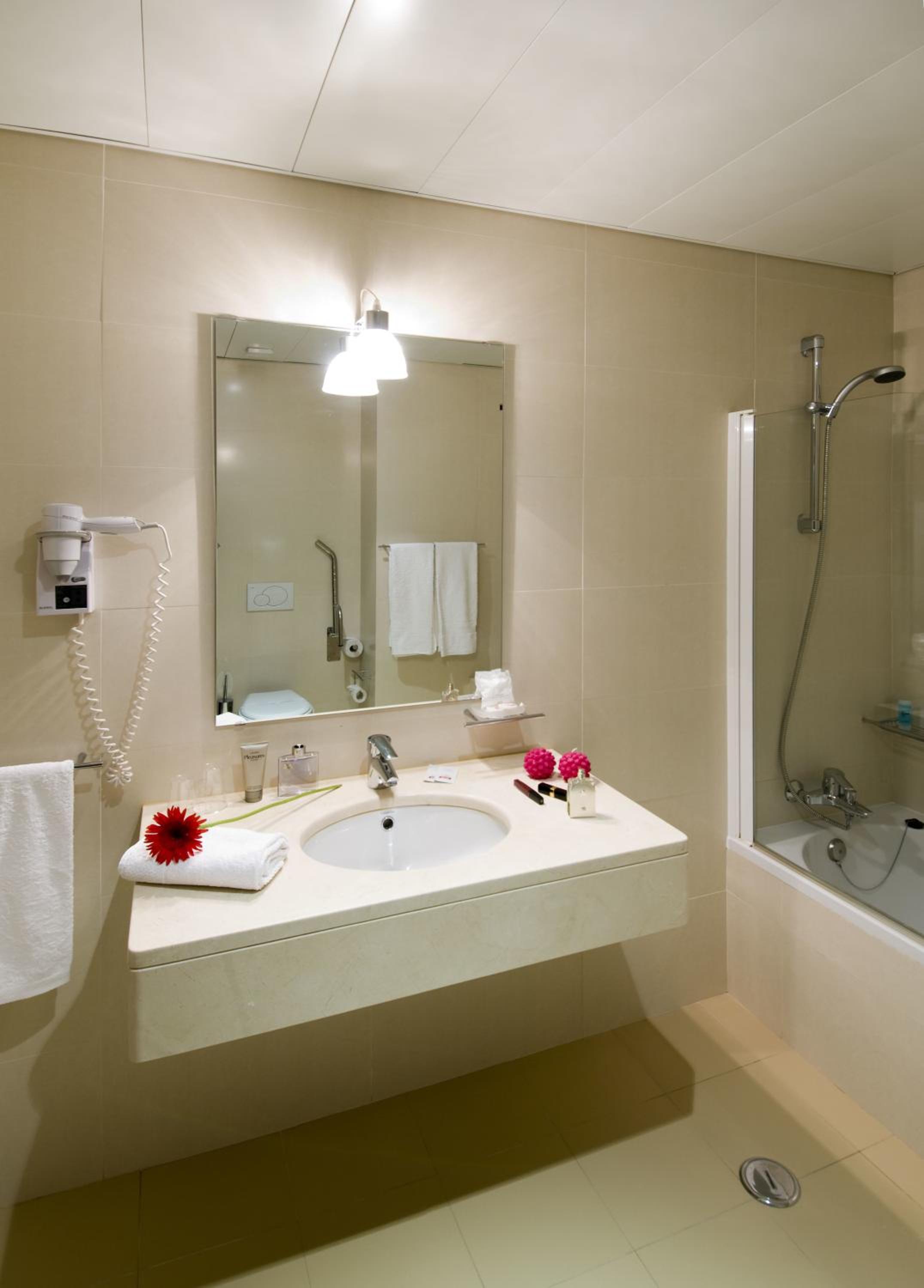 Twin Room with Extra Bed