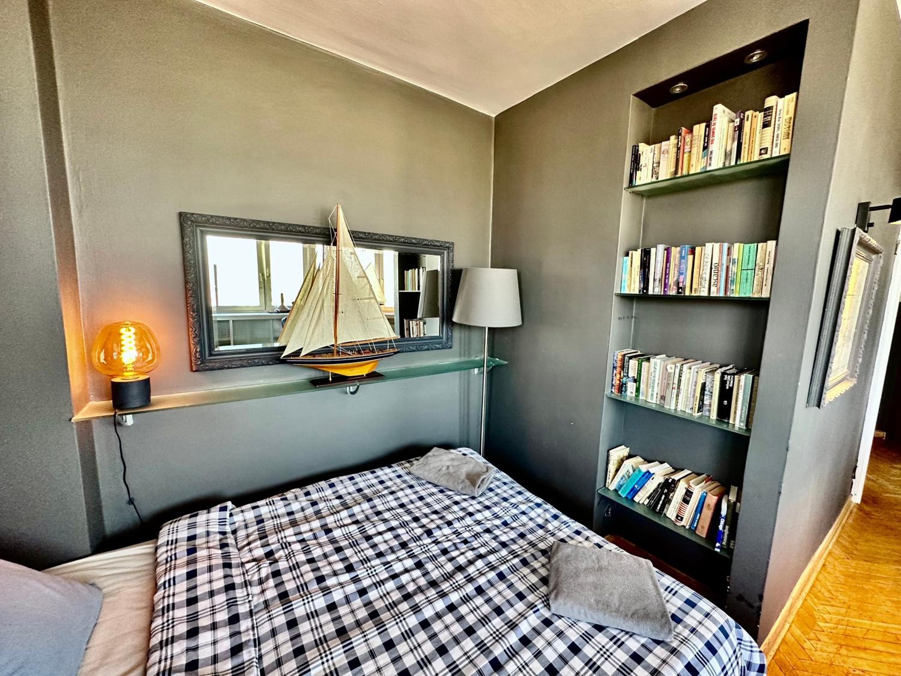 One-Bedroom Apartment - Photo 26