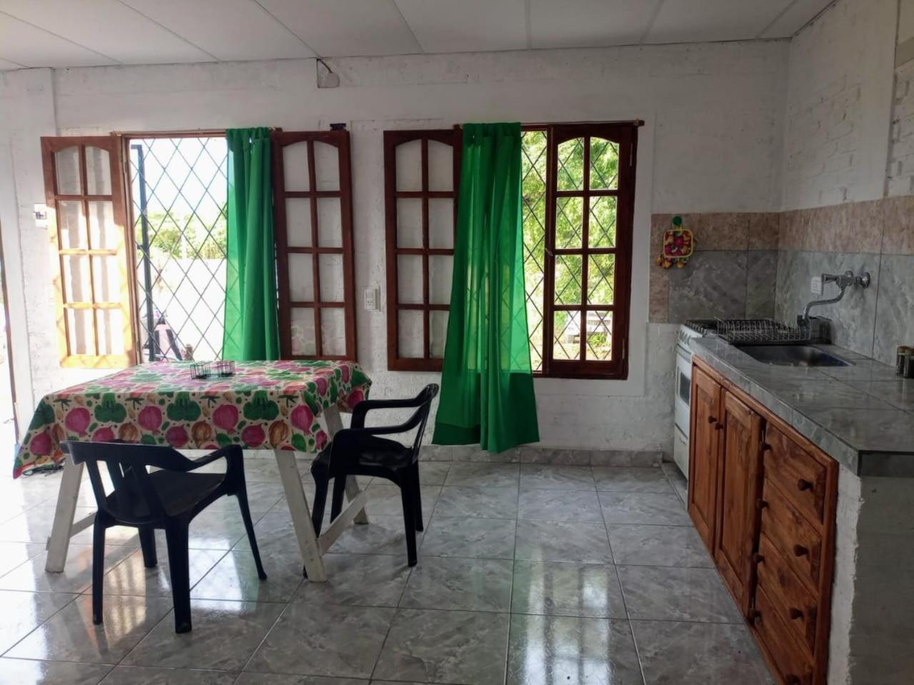 Three-Bedroom House photo 3