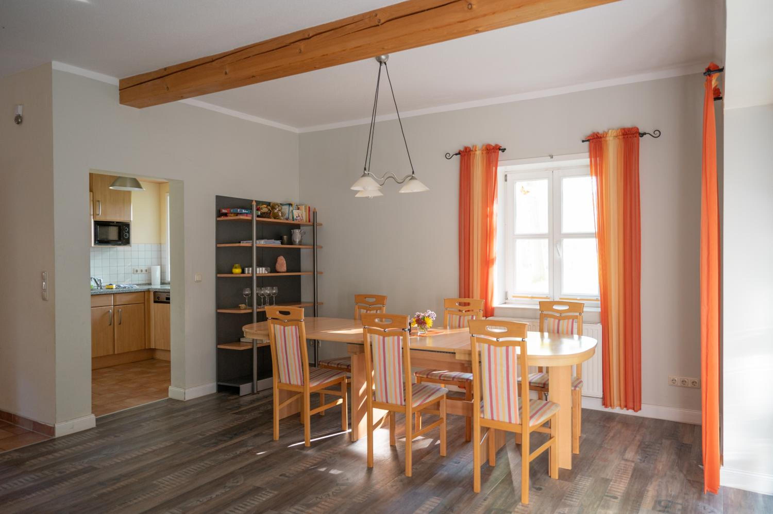 Three-Bedroom Vacation Home  photo 2