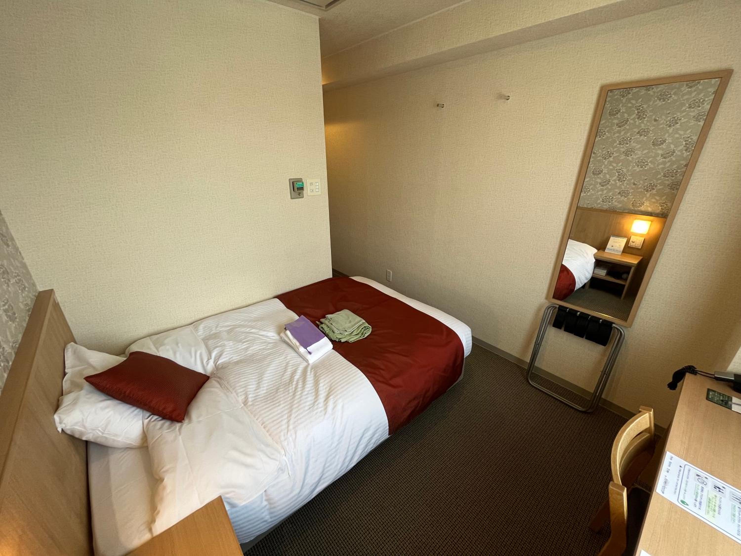 Standard Single Room with Shower - Non-Smoking photo 3