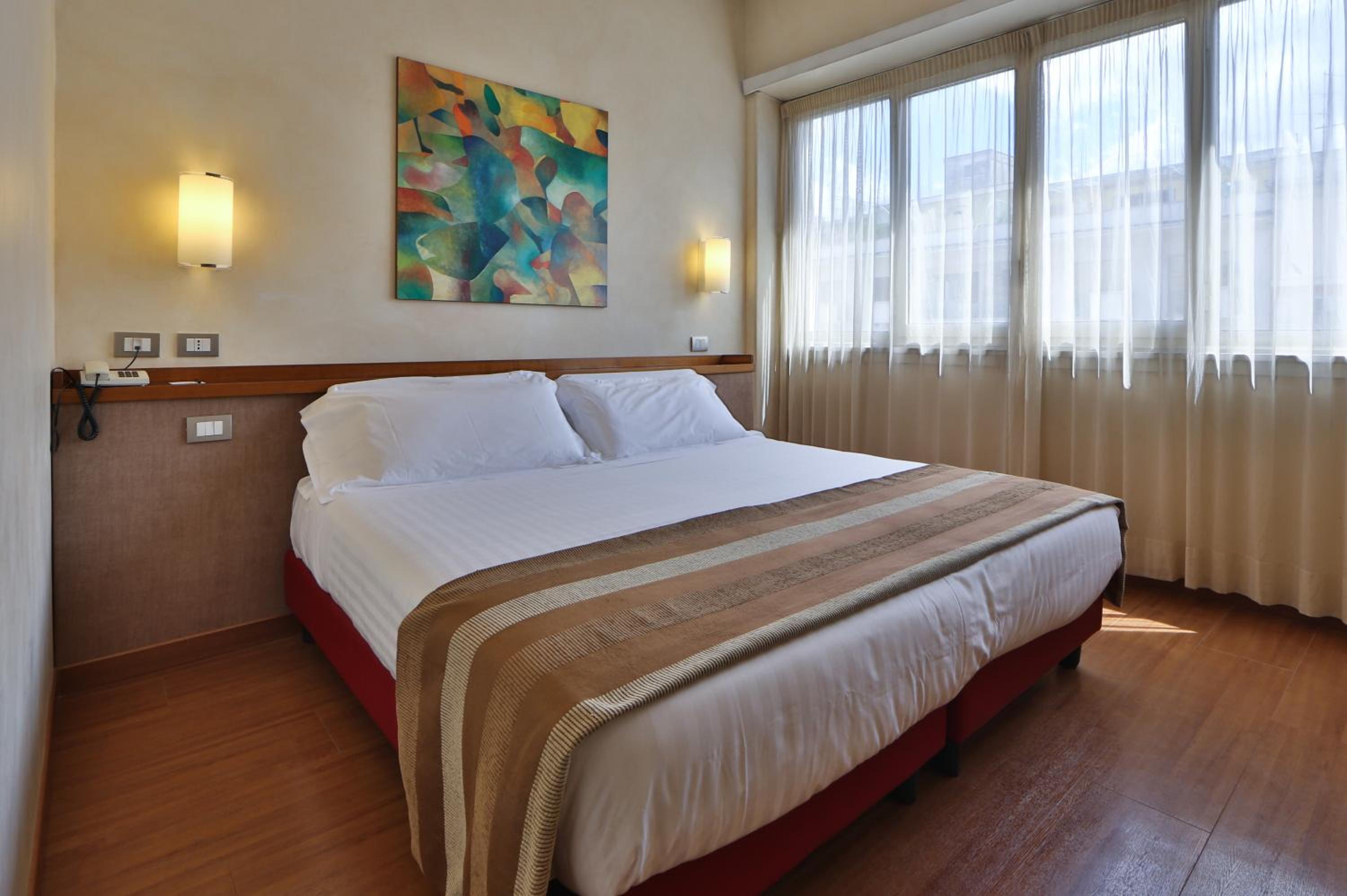 Comfort Queen Room