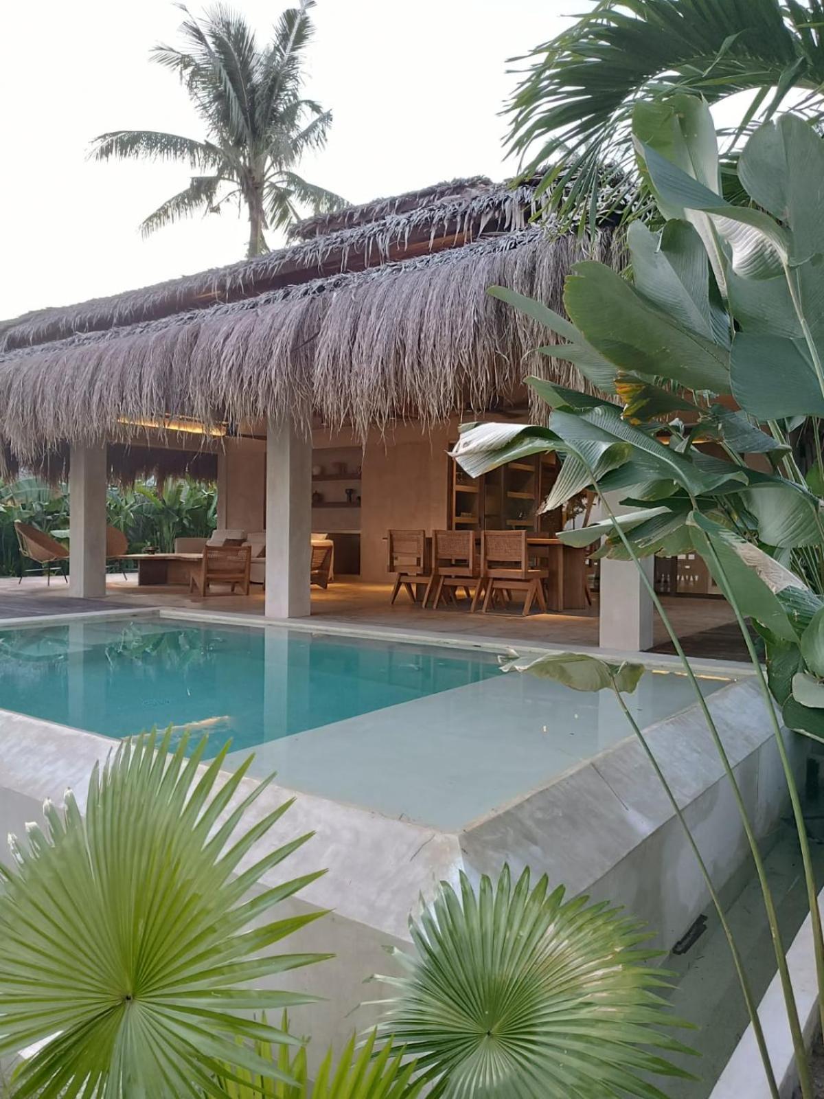 Villa photo 1