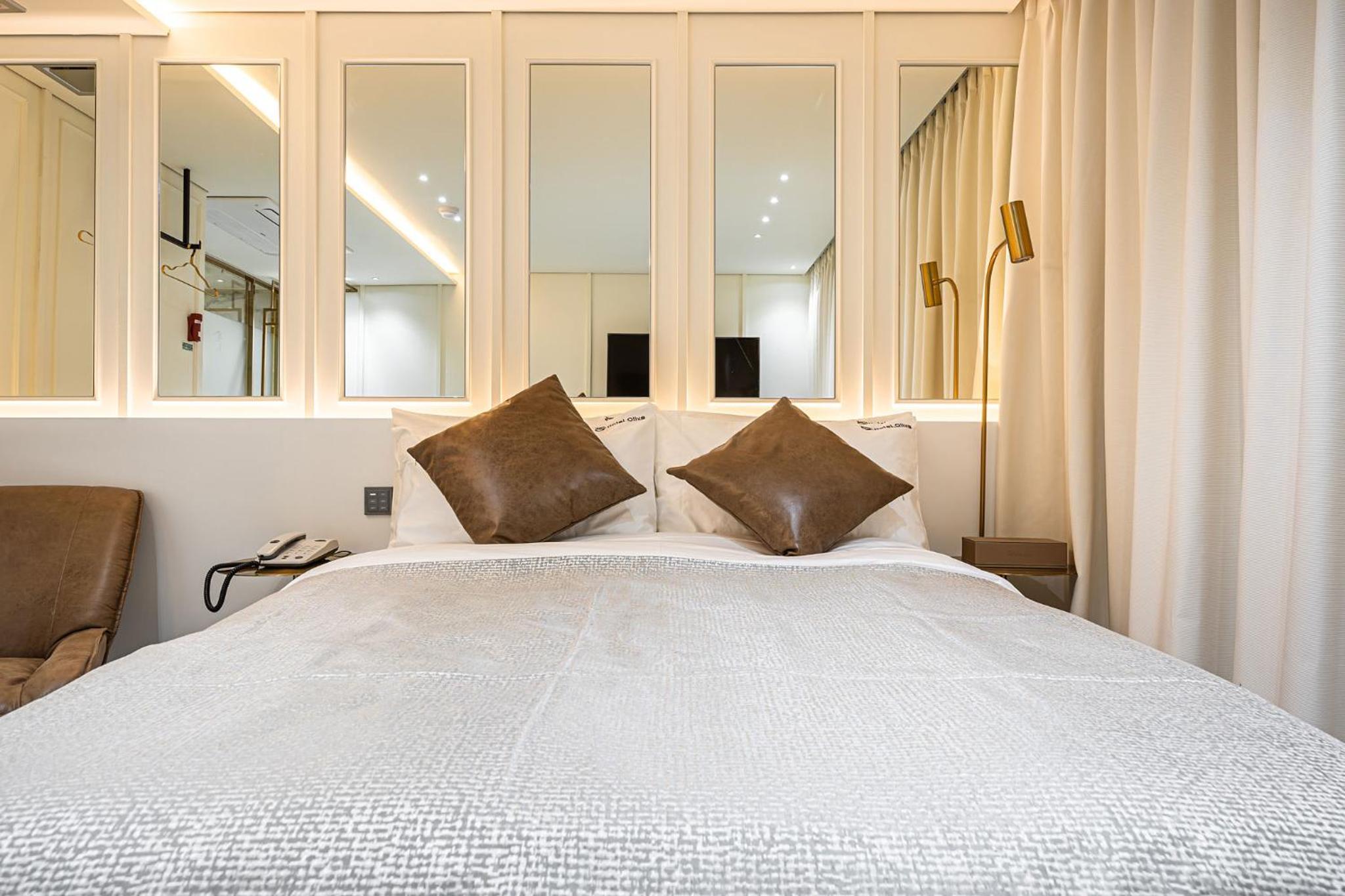 Superior Double Room - Photo 8