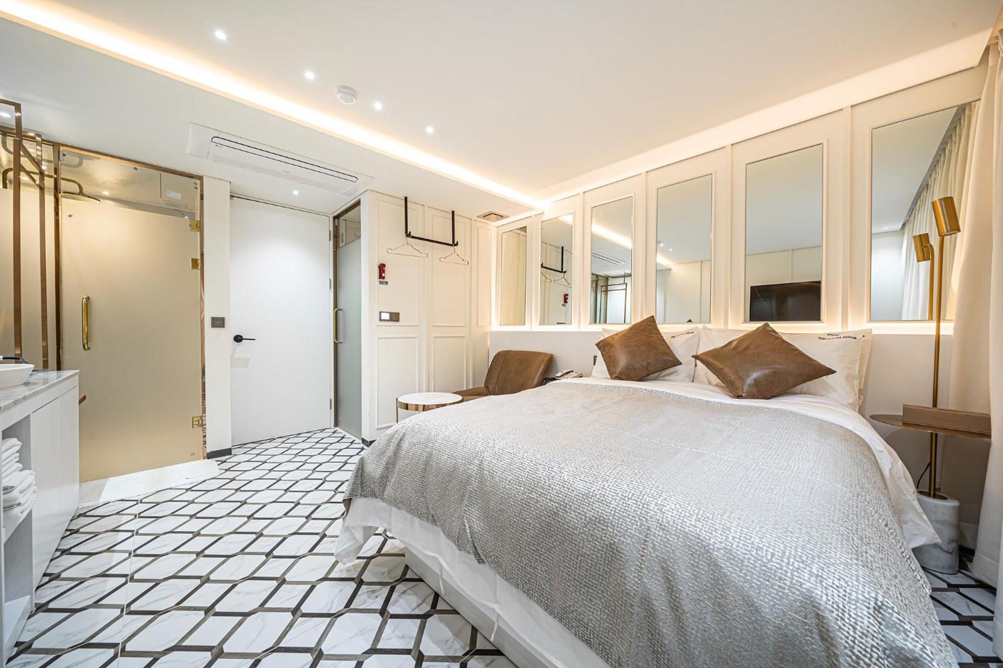 Superior Double Room - Photo 4