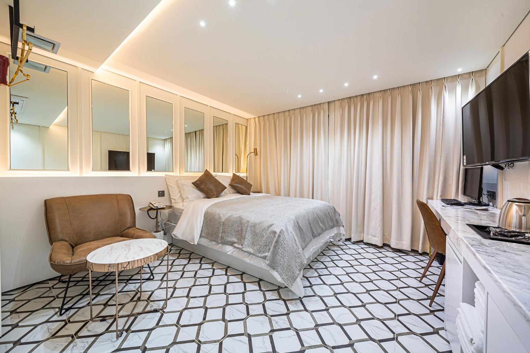 Superior Double Room - Photo 5