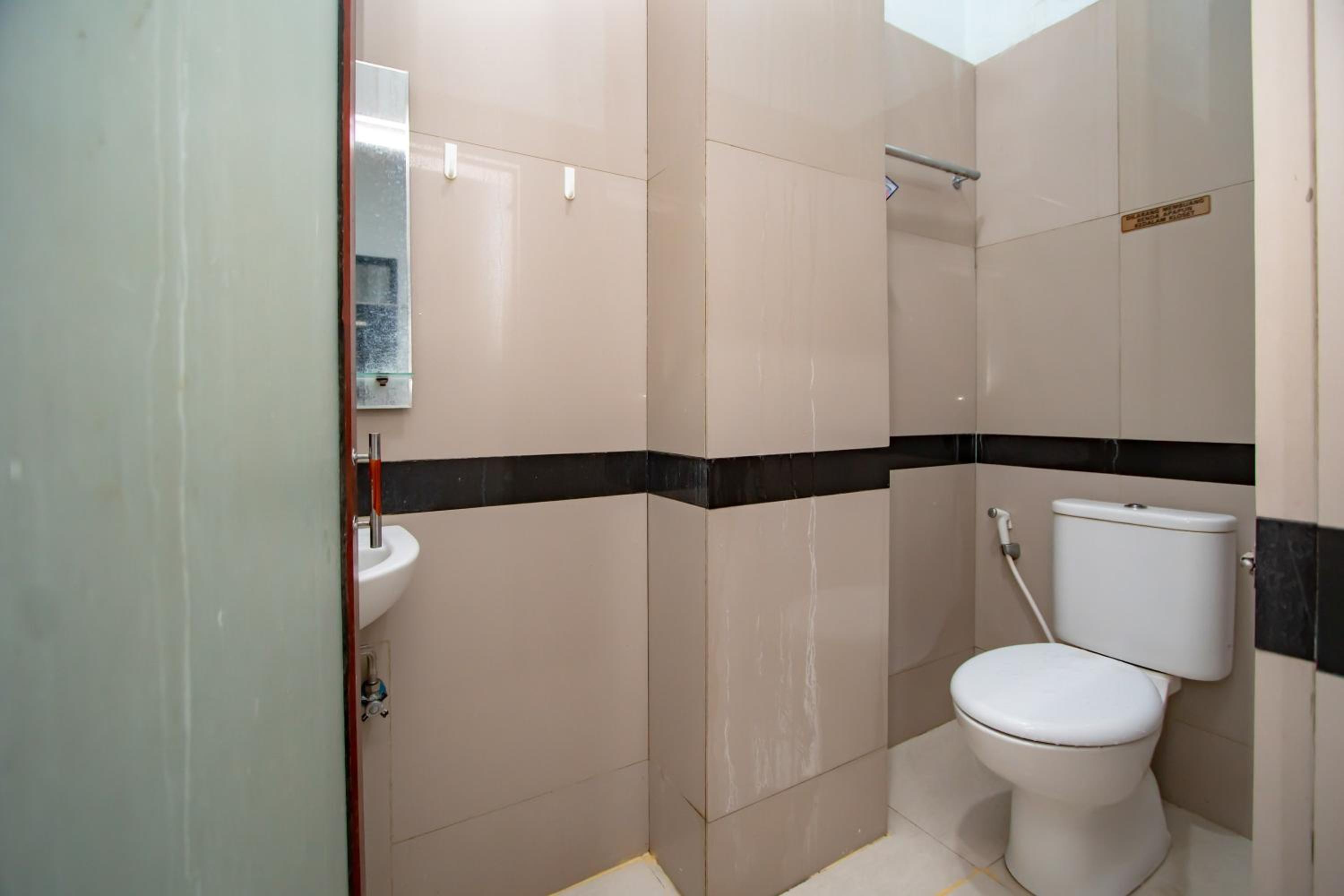 Deluxe Twin Room - Photo 5