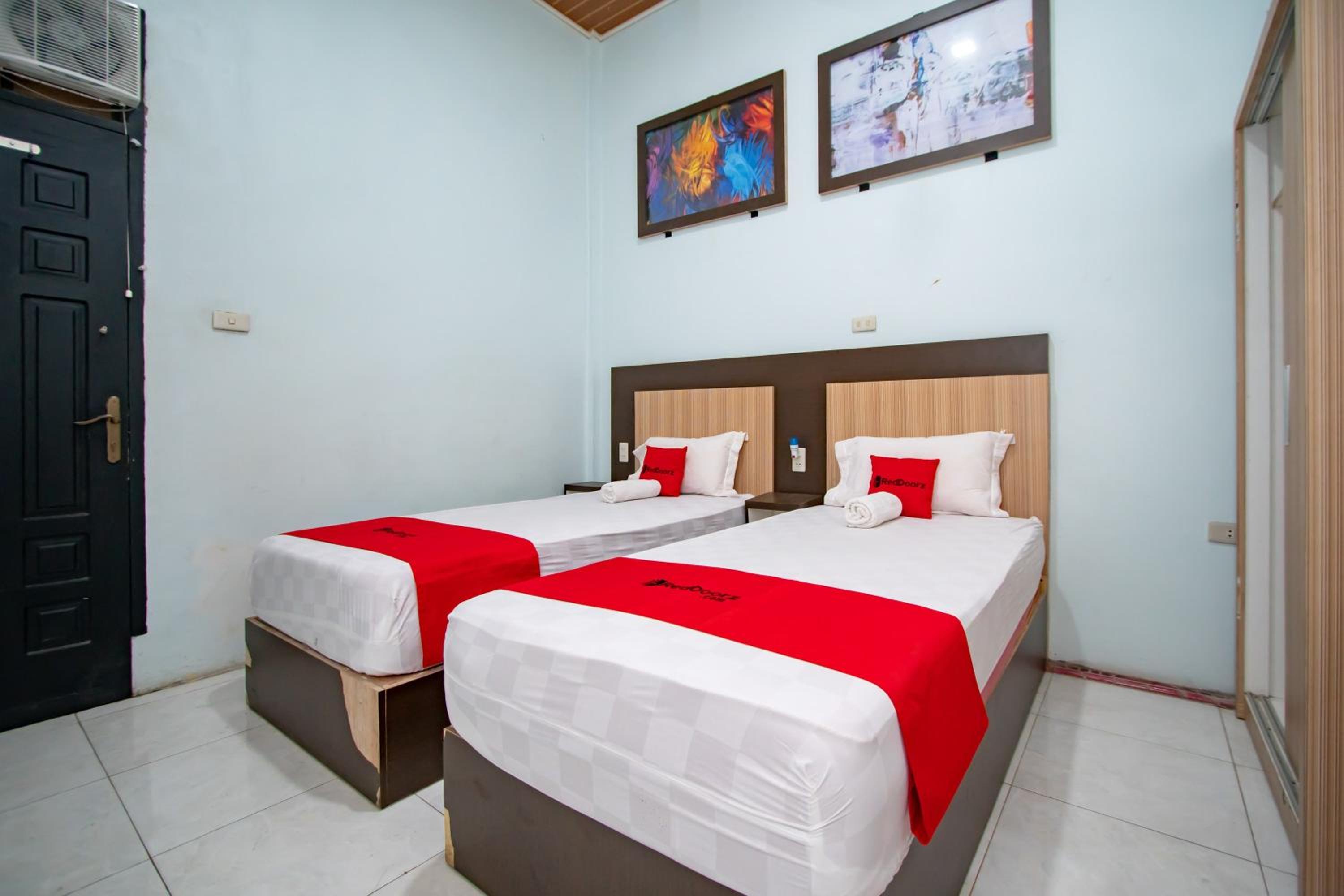 Deluxe Twin Room - Photo 3