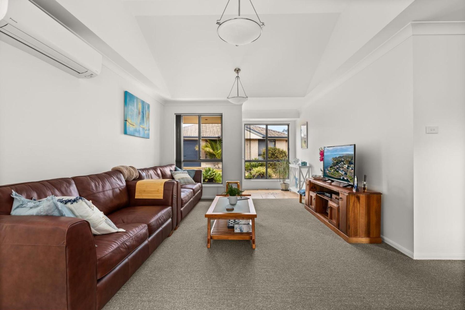 Three-Bedroom House photo 1