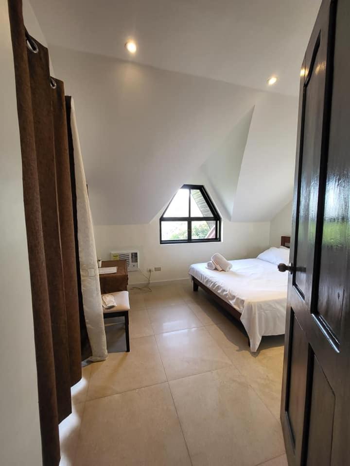 Family Suite with Balcony photo 3