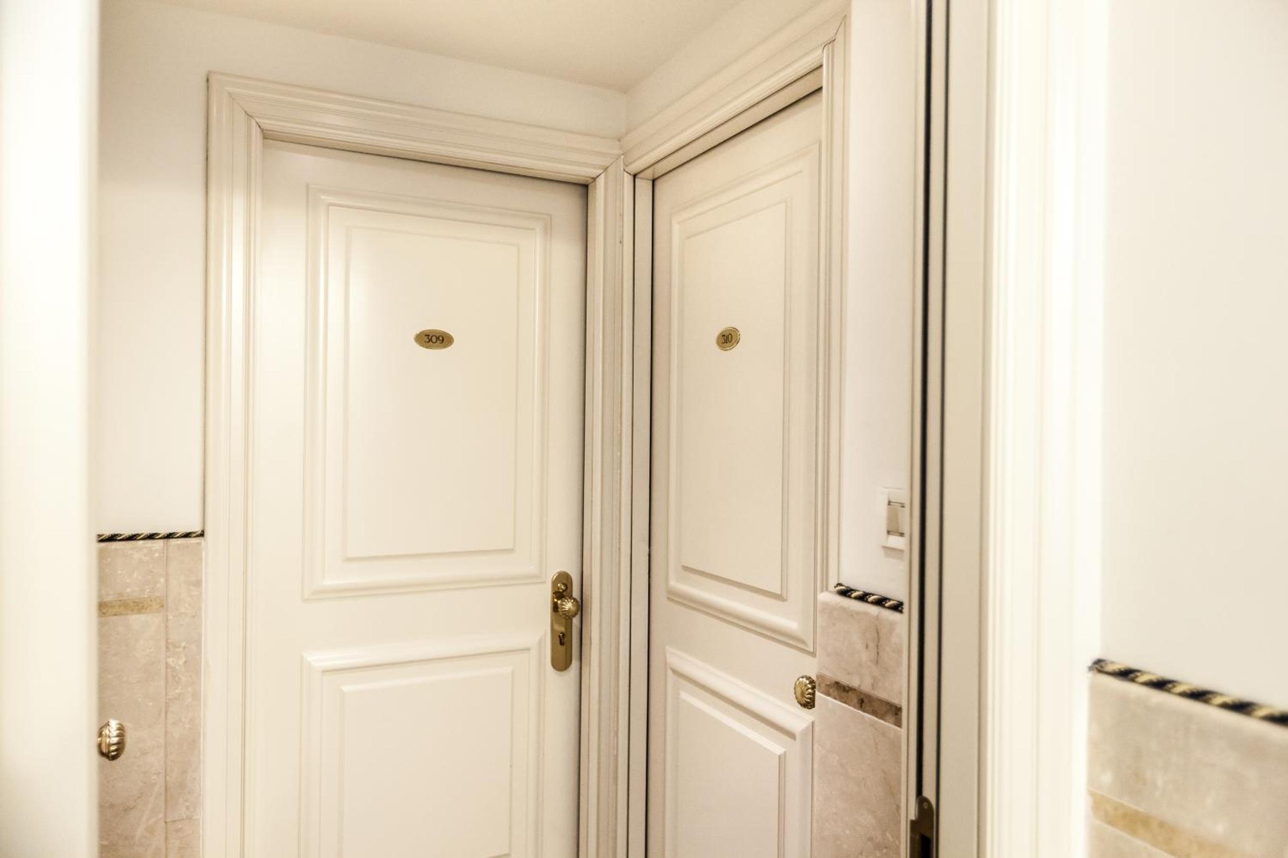 Small Double Room - Photo 4