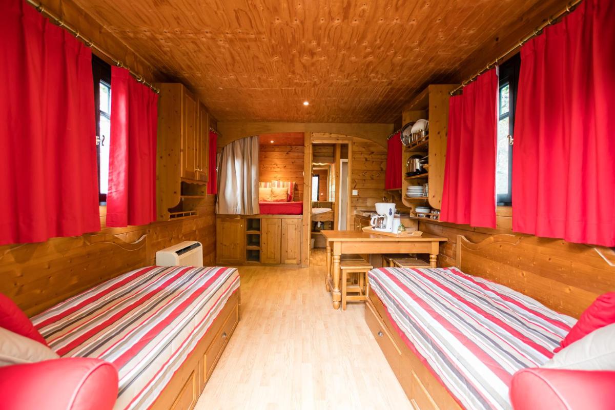 Deluxe Double Room - Photo 1