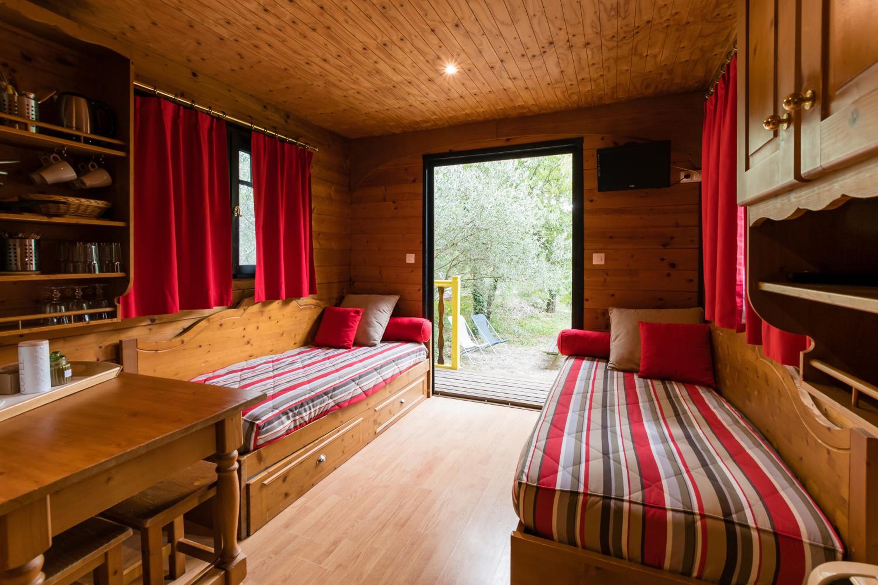 Deluxe Double Room - Photo 2