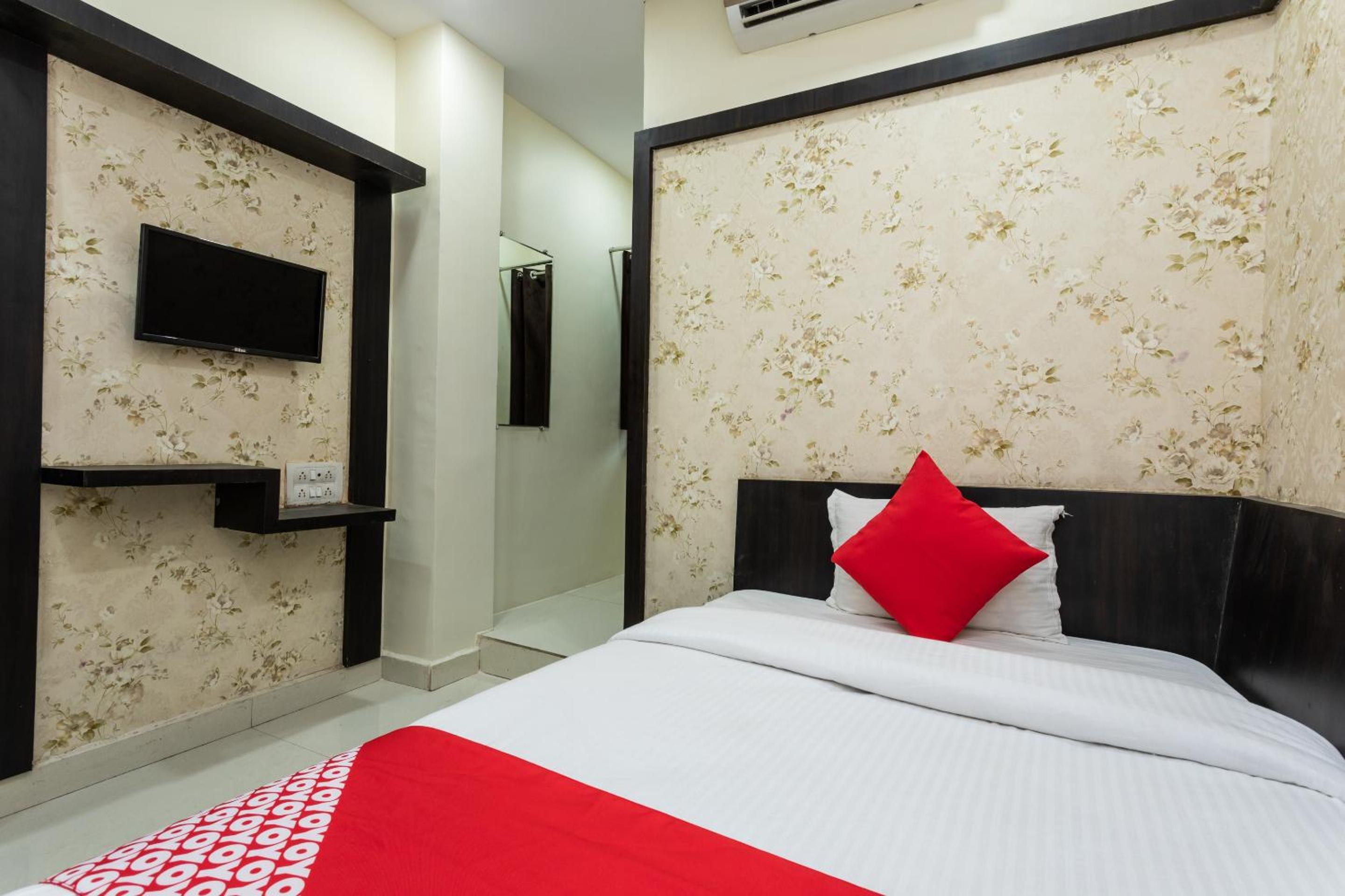 Small Single Room