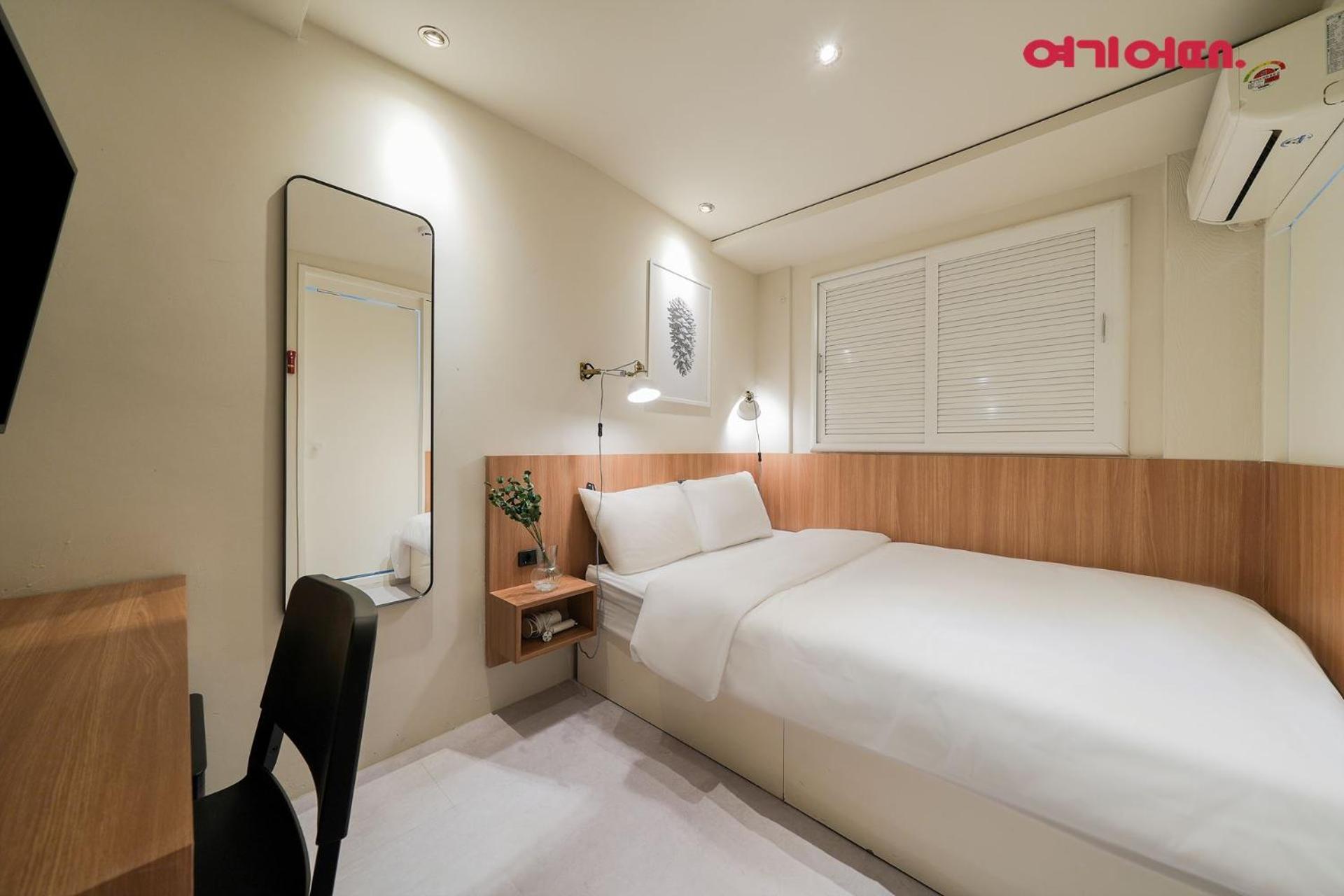 Double Room - Photo 1