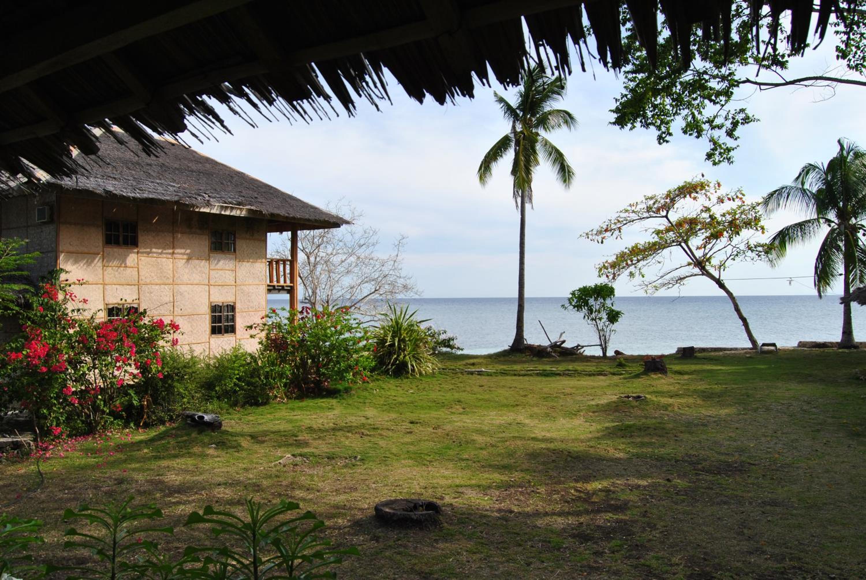Double Room with Balcony and Sea View - Photo 1
