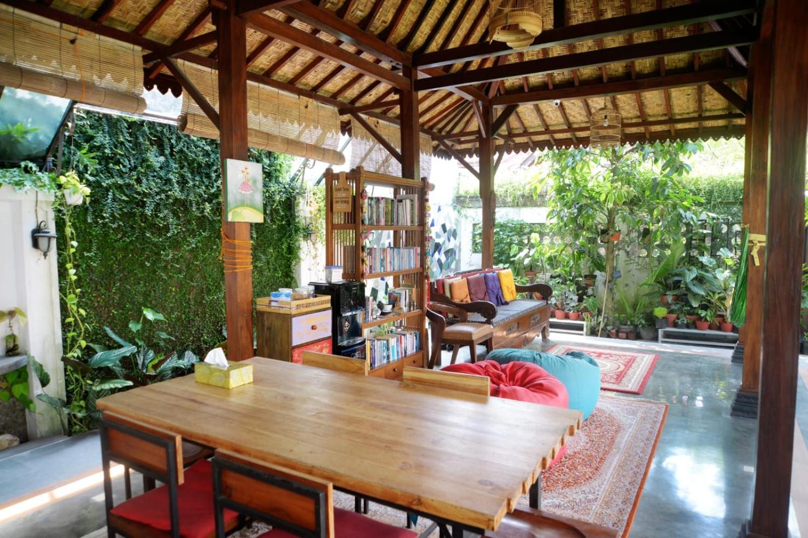 Queen Room with Garden View - Photo 4