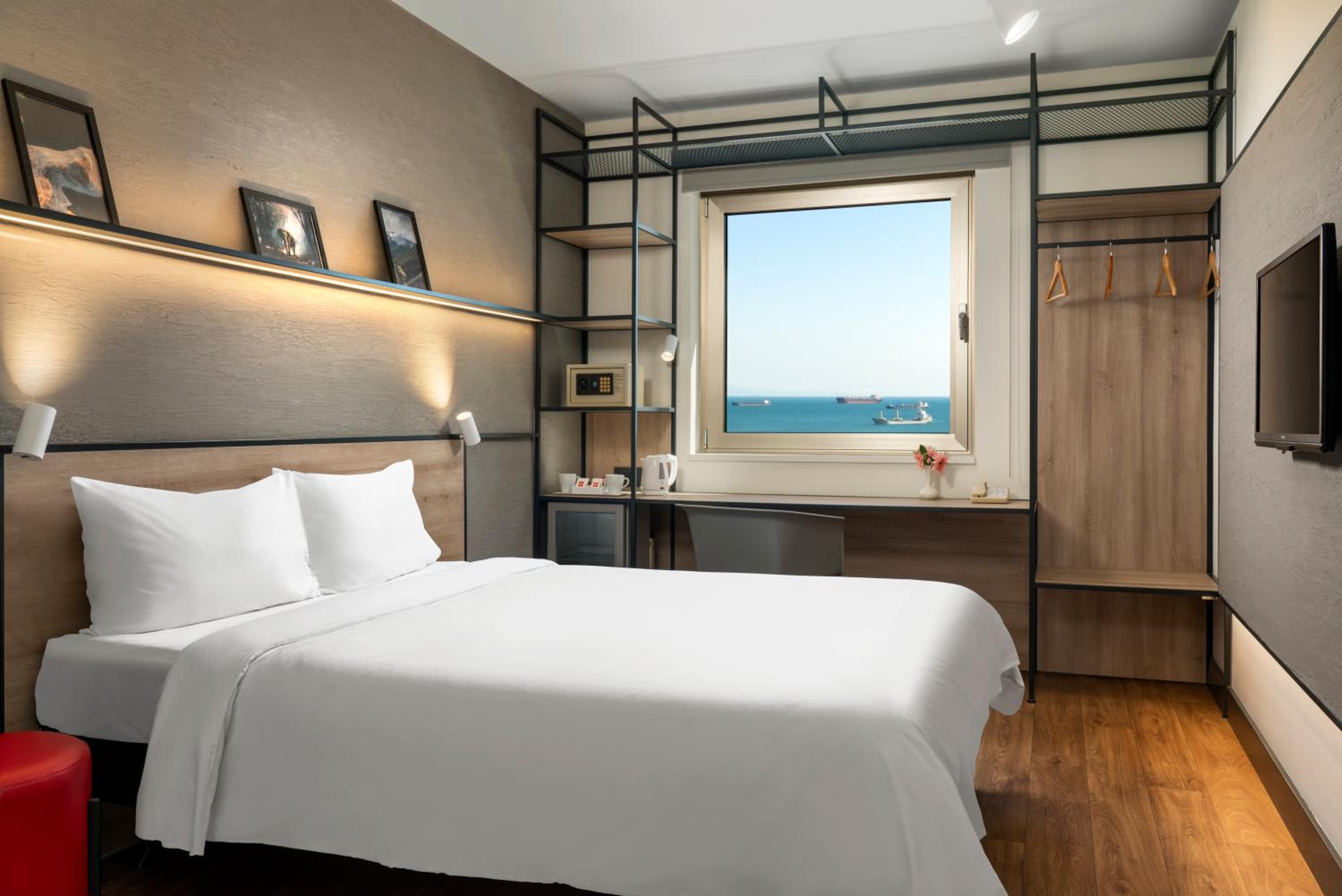 Superior Double Room with Sea View photo 1