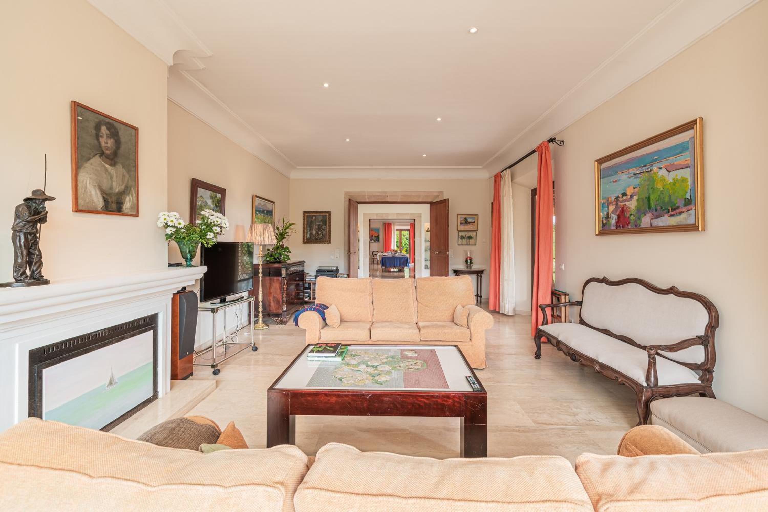 Villa con vistas al jardín