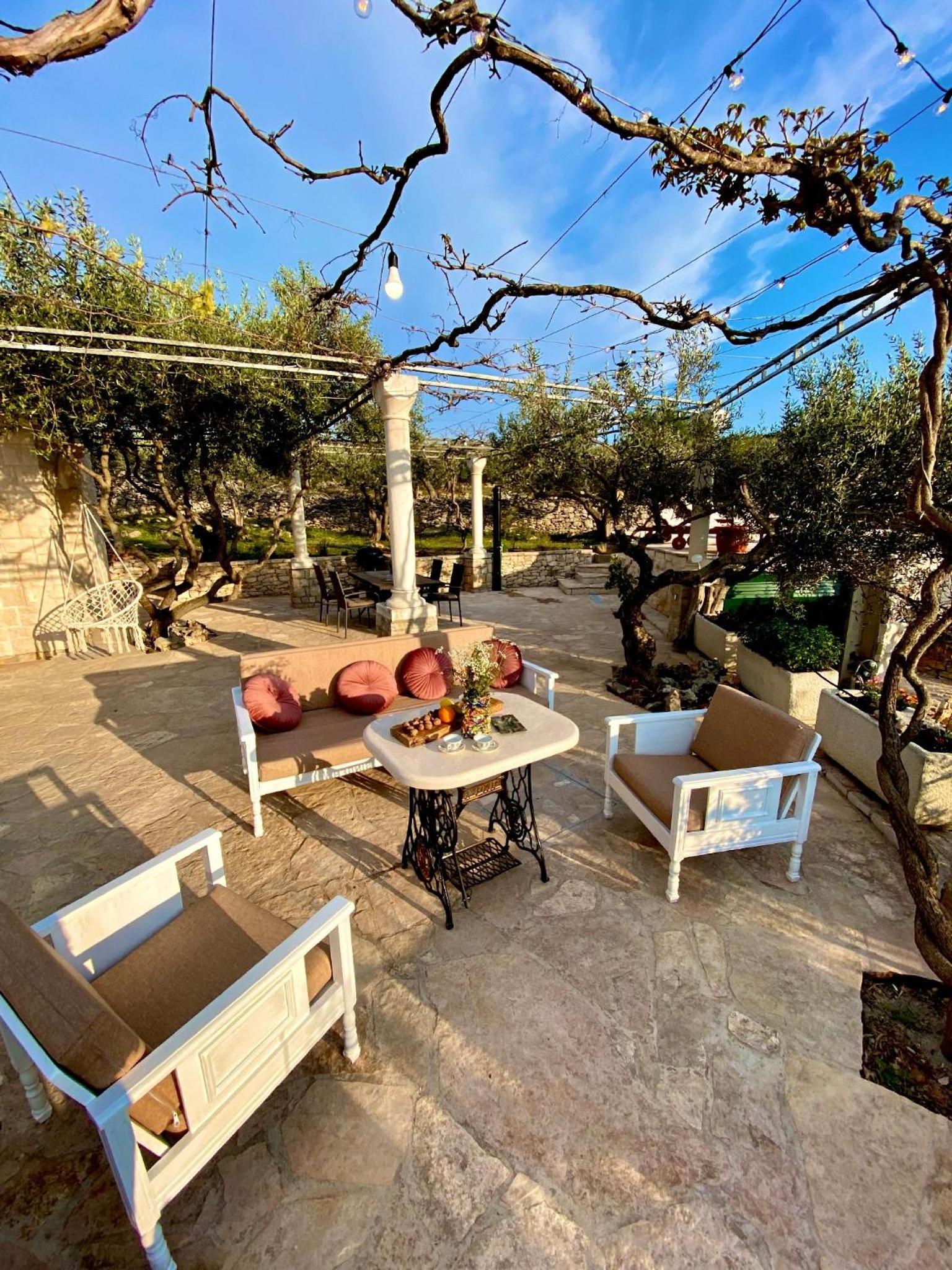 One Bedroom Villa with pool photo 2