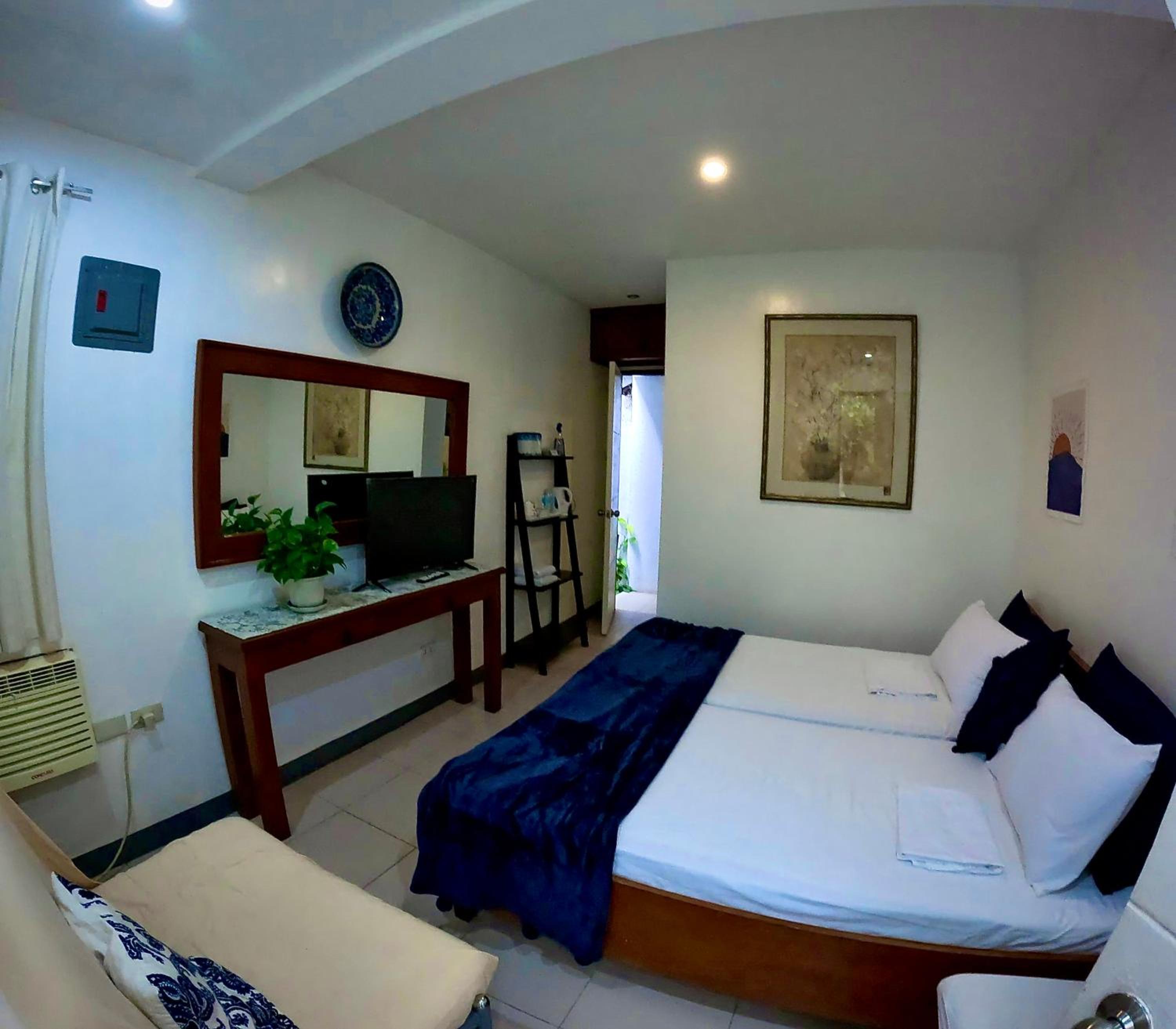 Double Room with Private Bathroom photo 1
