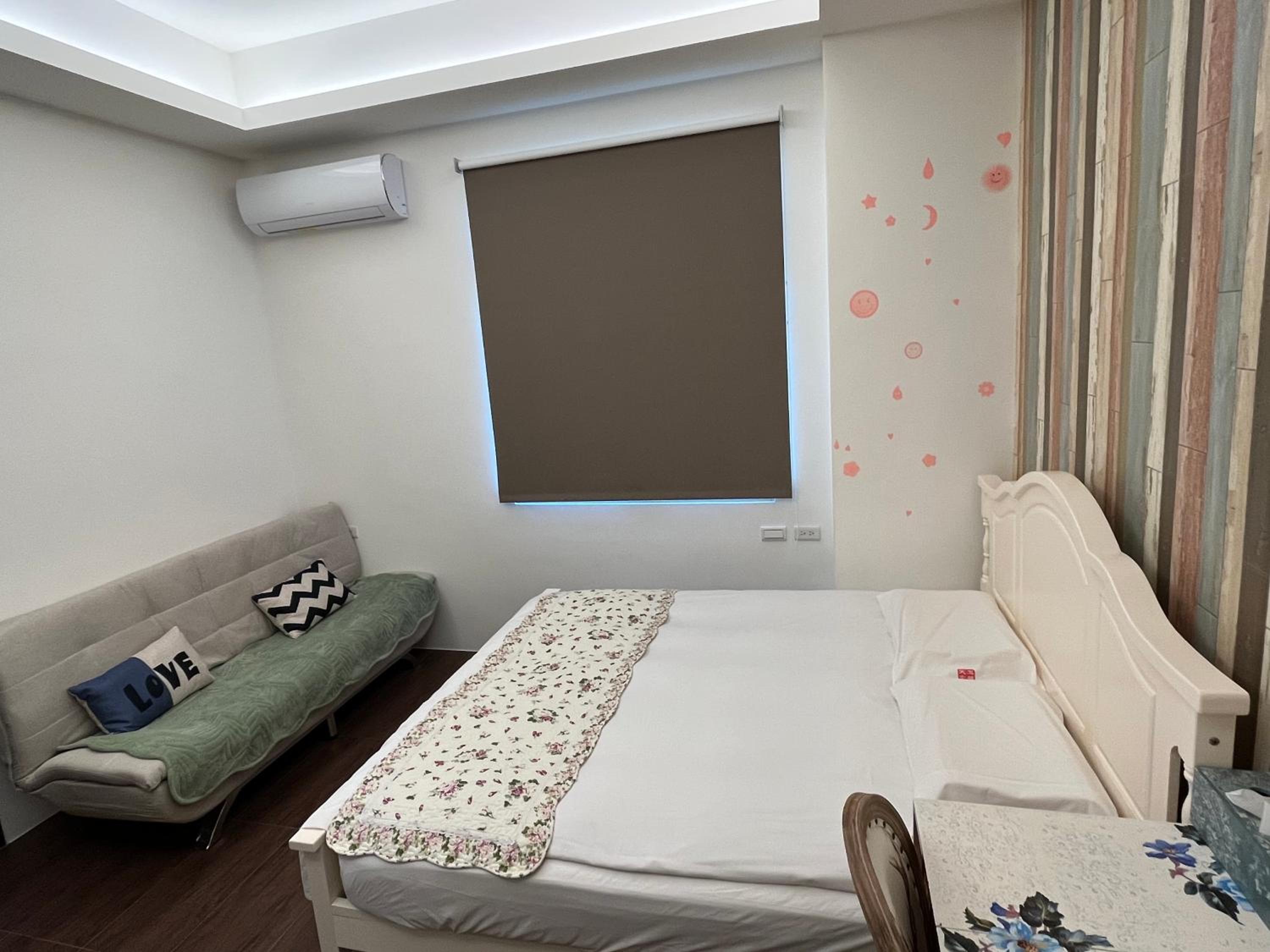 Queen Room photo 3