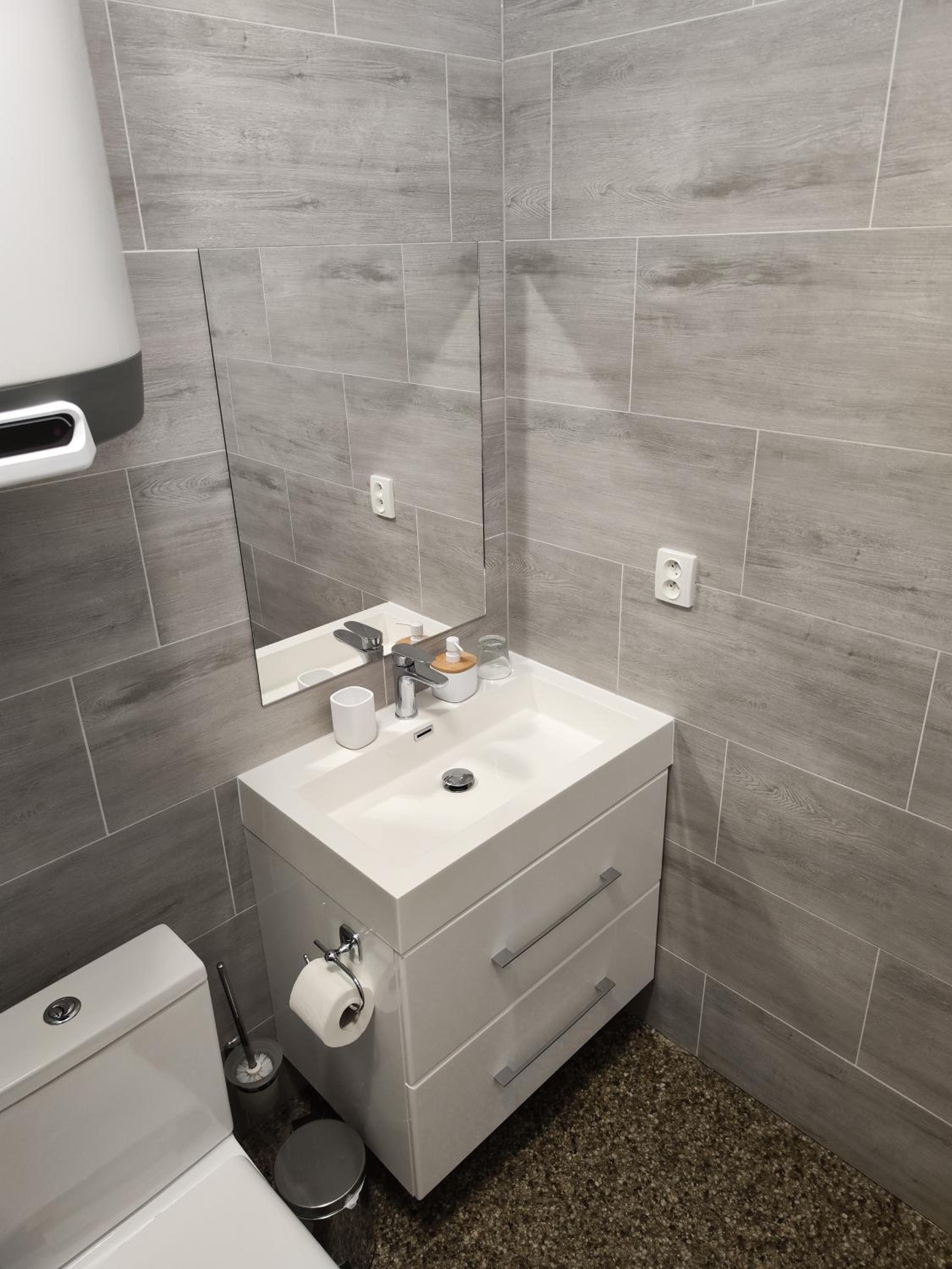 Double or Twin Room with Bathroom photo 3